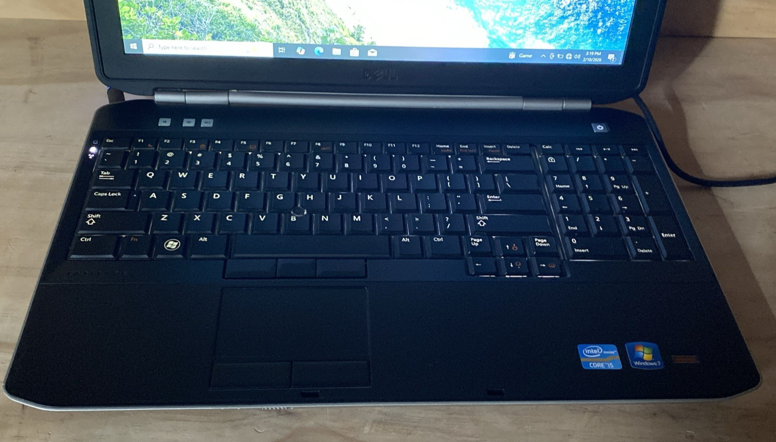 Dell Latitude E5520 15.6 i5-2510M 2.3 8GB RAM 500GB HDD Windows 10 Pro/ bad Bat