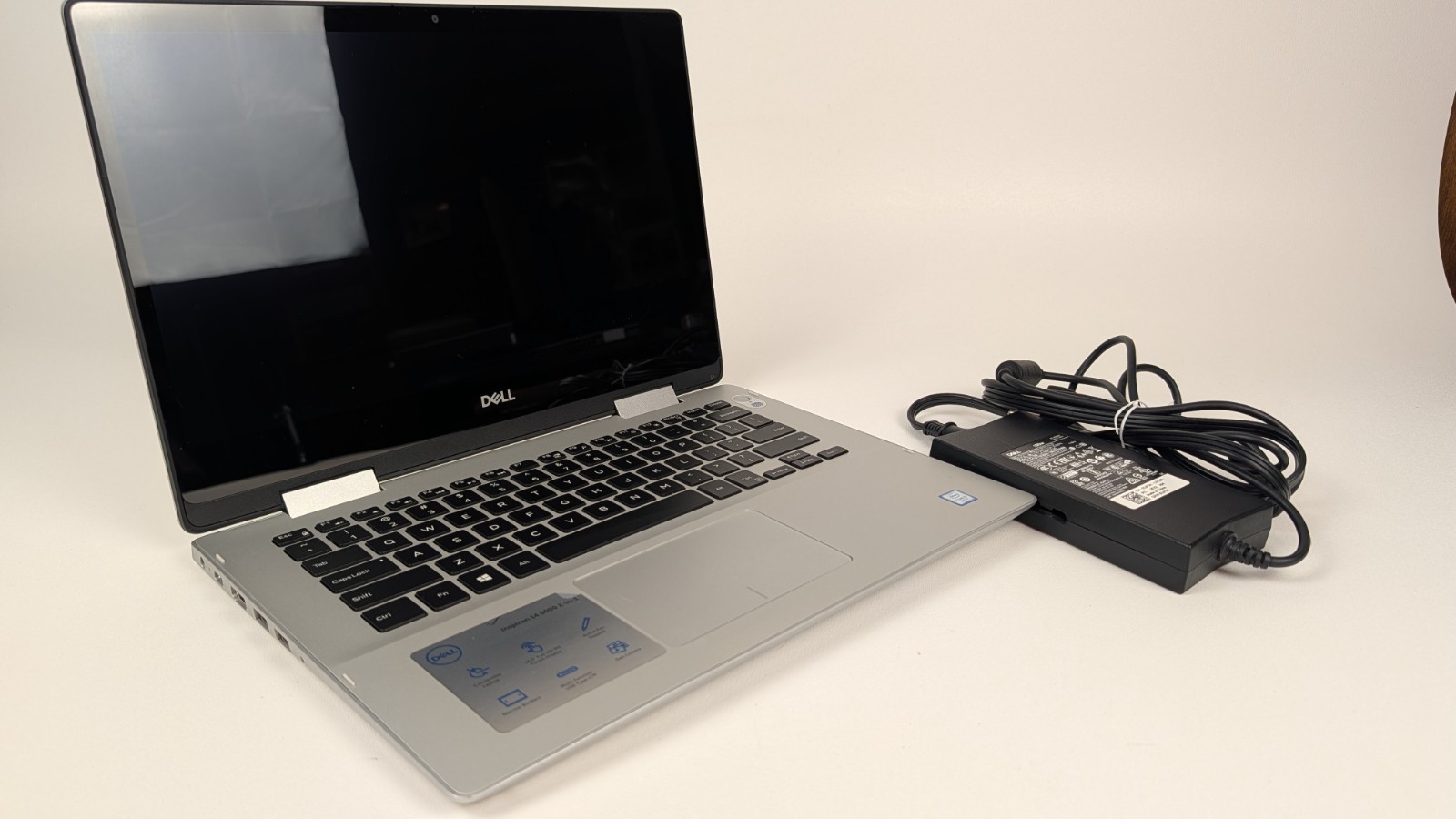 Dell Inspiron 5482 Intel i5-8265U 8GB RAM 256 GB SSD Win 11 Pro TouchScreen