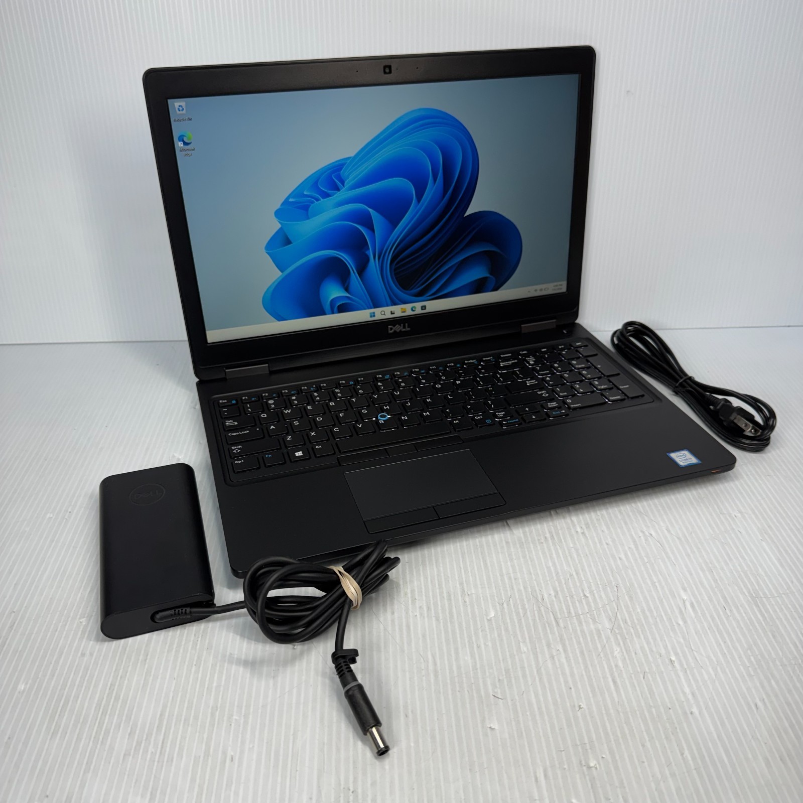 Dell Latitude 5591 i5-8300H 15.6″ Windows 11 Pro Laptop 128GB SSD 16GB RAM