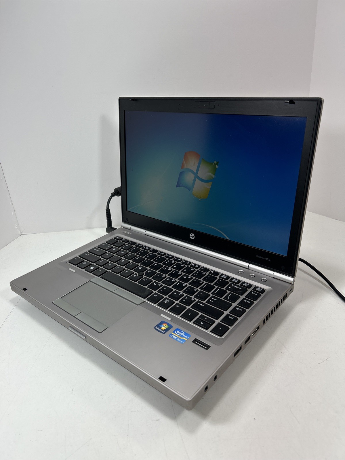 HP Elitebook 8470P, i5-3360M 2.8GHz 8GB RAM 320GB HDD Win 7 PRO Needs 🔋