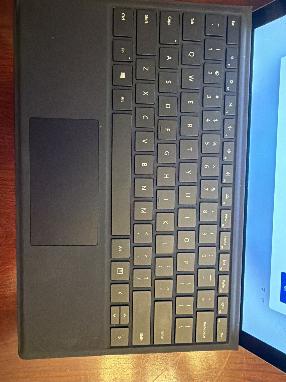 Microsoft Surface Pro 7+ 1960 /Cracked Screen③