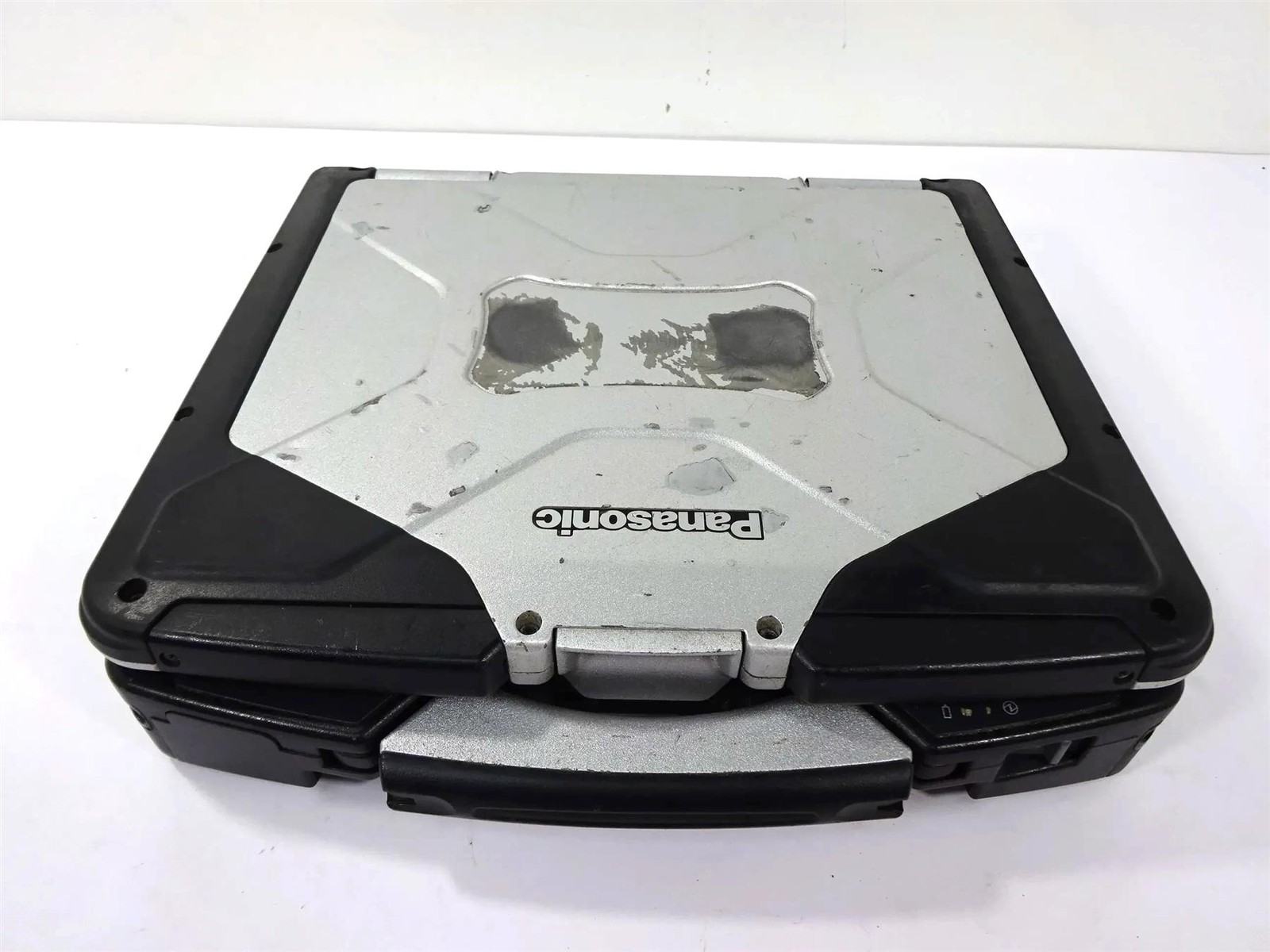 Panasonic Toughbook CF-31 MK6 Core i5-7300U 2.6GHz 8GB RAM – No HDD
