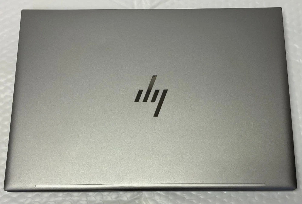 HP ZBook Firefly G11 16″ Ultra 7 165H Ultra 7 32GB 1TB