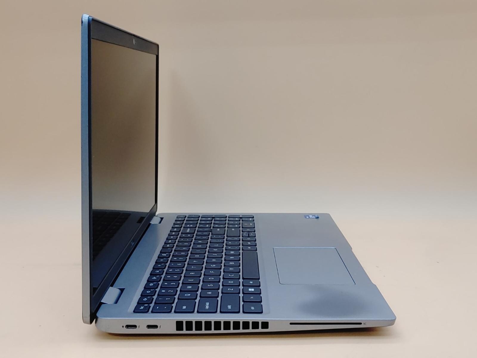 Dell Precision 3560 15.6″ i7-1185G7 NVIDIA T500 *NO SSD/NO RAM/NO AC* ***READ**