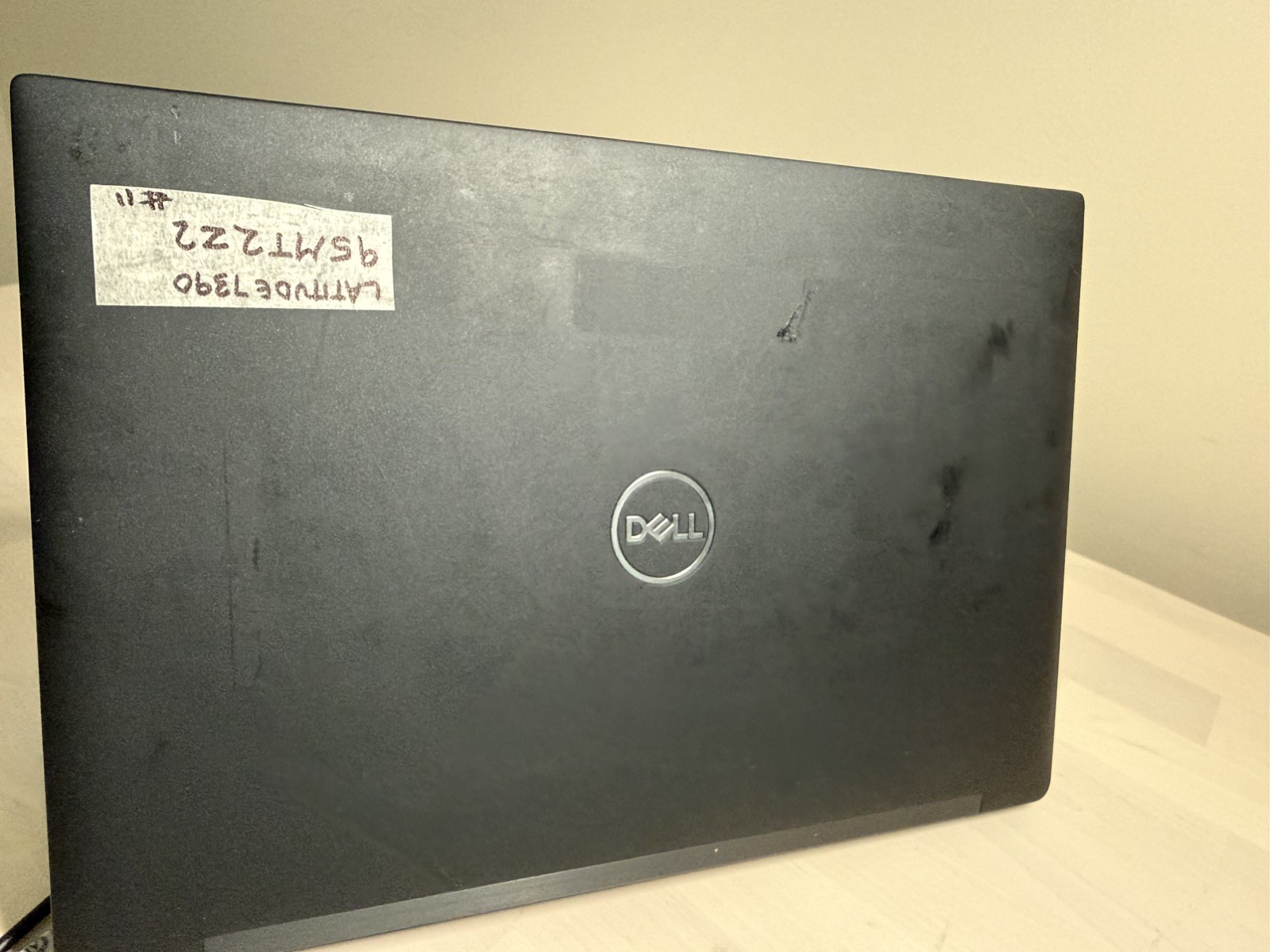 Dell Latitude 7390 Laptop Intel Core i7 8th Gen No HD/OS/AC Adapter
