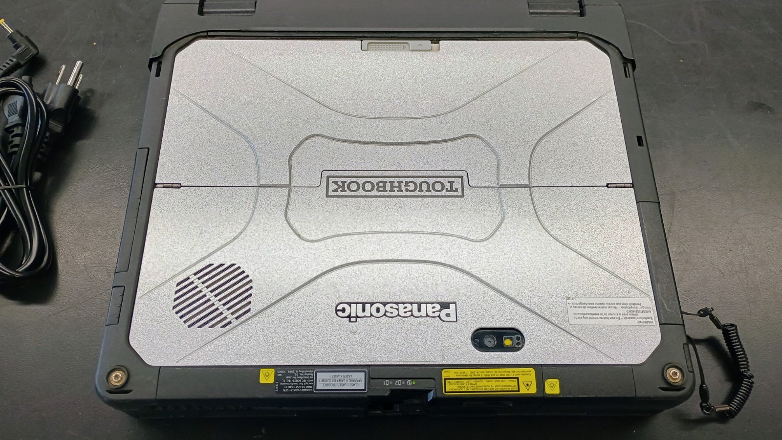 Panasonic Toughbook CF-33 – i5-10310u – 16GB Ram – 512GB SSD – Win 11 Pro -Read