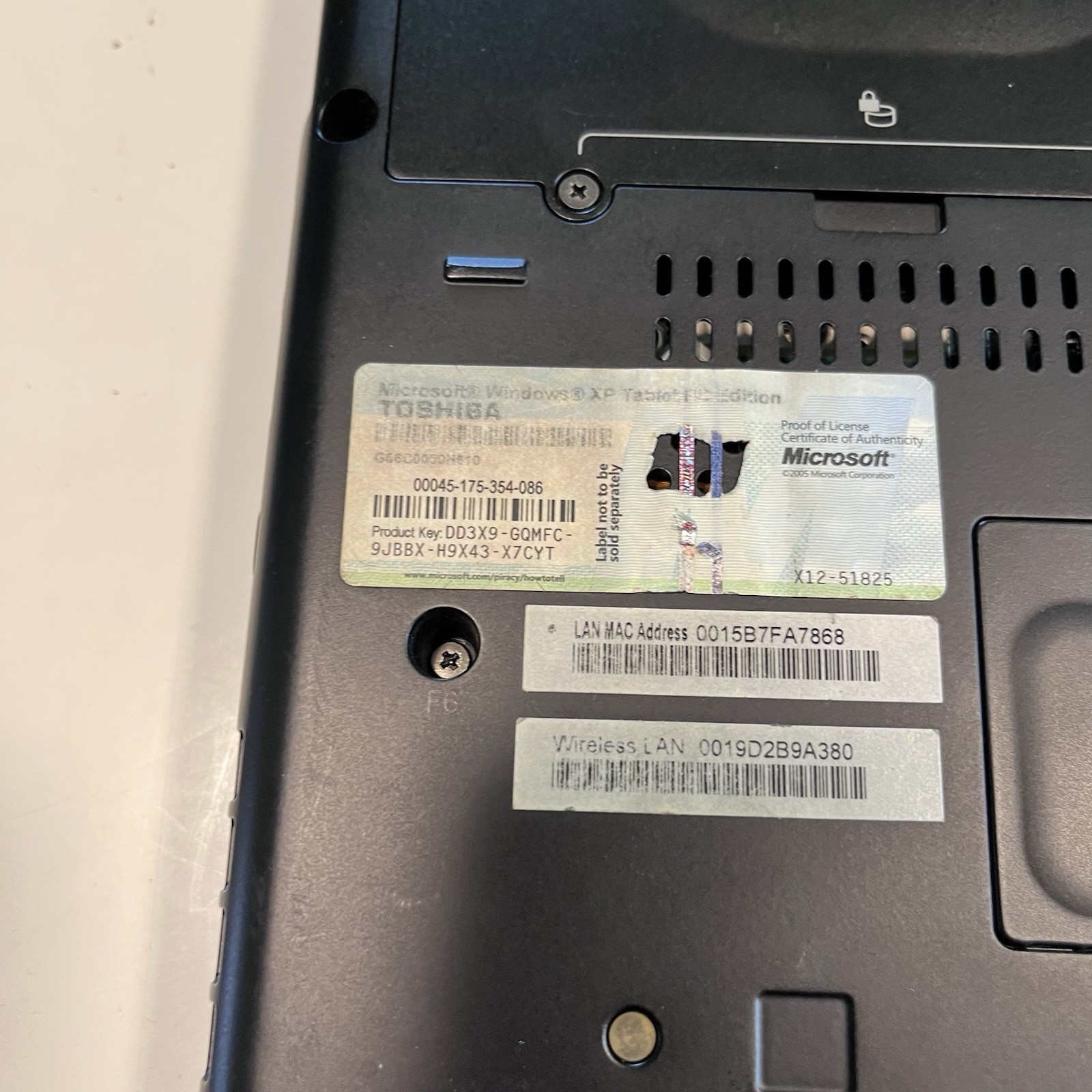 12.1” Toshiba Portege M400 Laptop Vintage 160GB – Parts only Untested