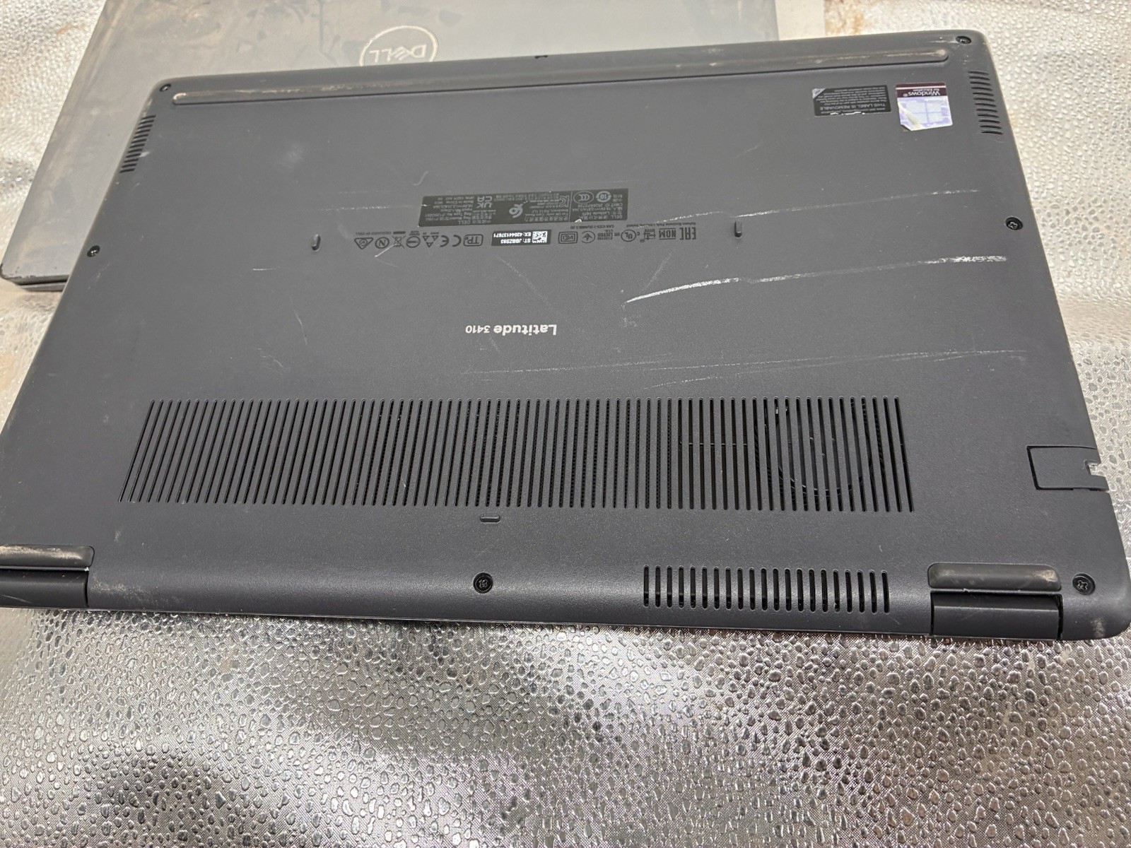 Dell Latitude 3410 Touchscreen i5-10210U 8GB Ram No SSD No Adapter
