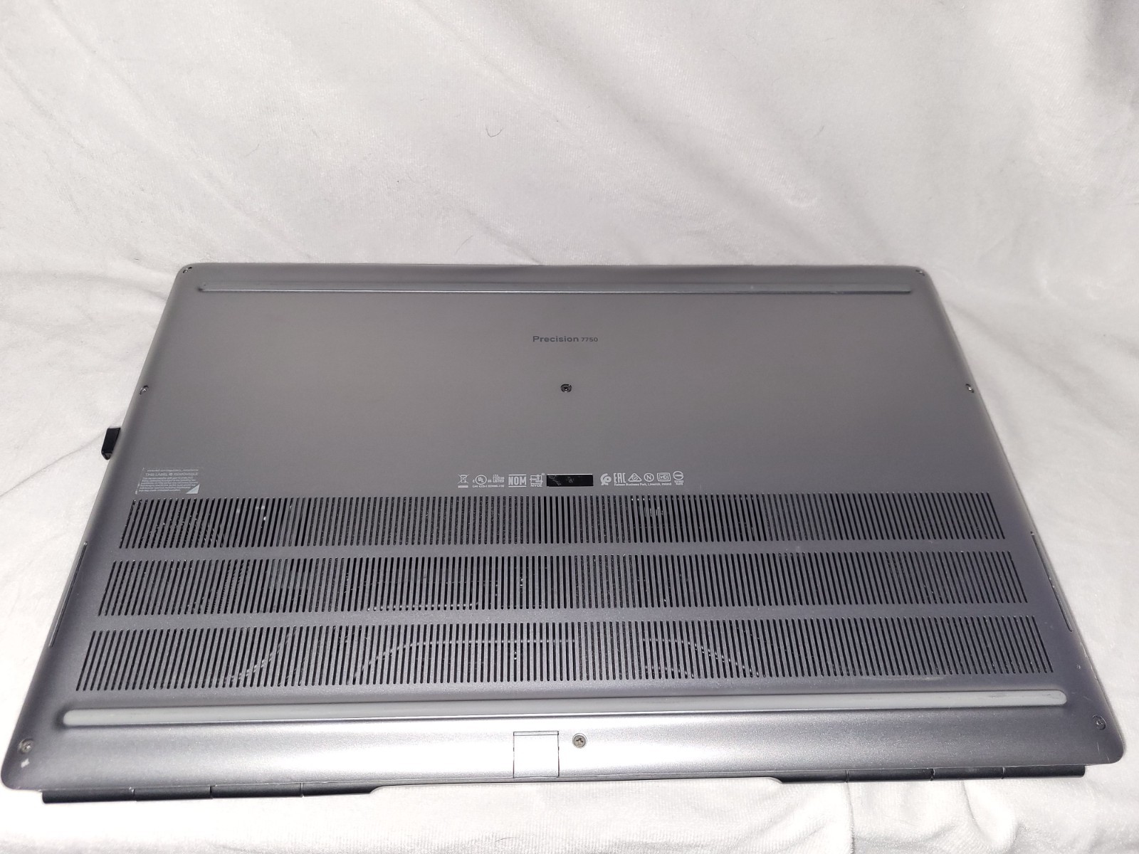 Dell Precision 7750 i7 10875H 2.30GHz 16GB 1TB SSD Quadro RTX 5000 w/Win 11