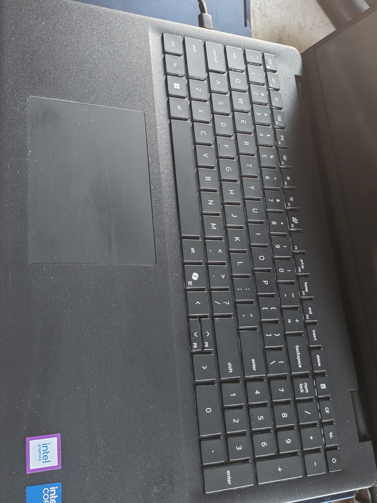 Dell Dc16250 16″ Touch Intel® Core™ 7-150U, 10 cores 1 TB SSD 16 GB DDR5 Lcd