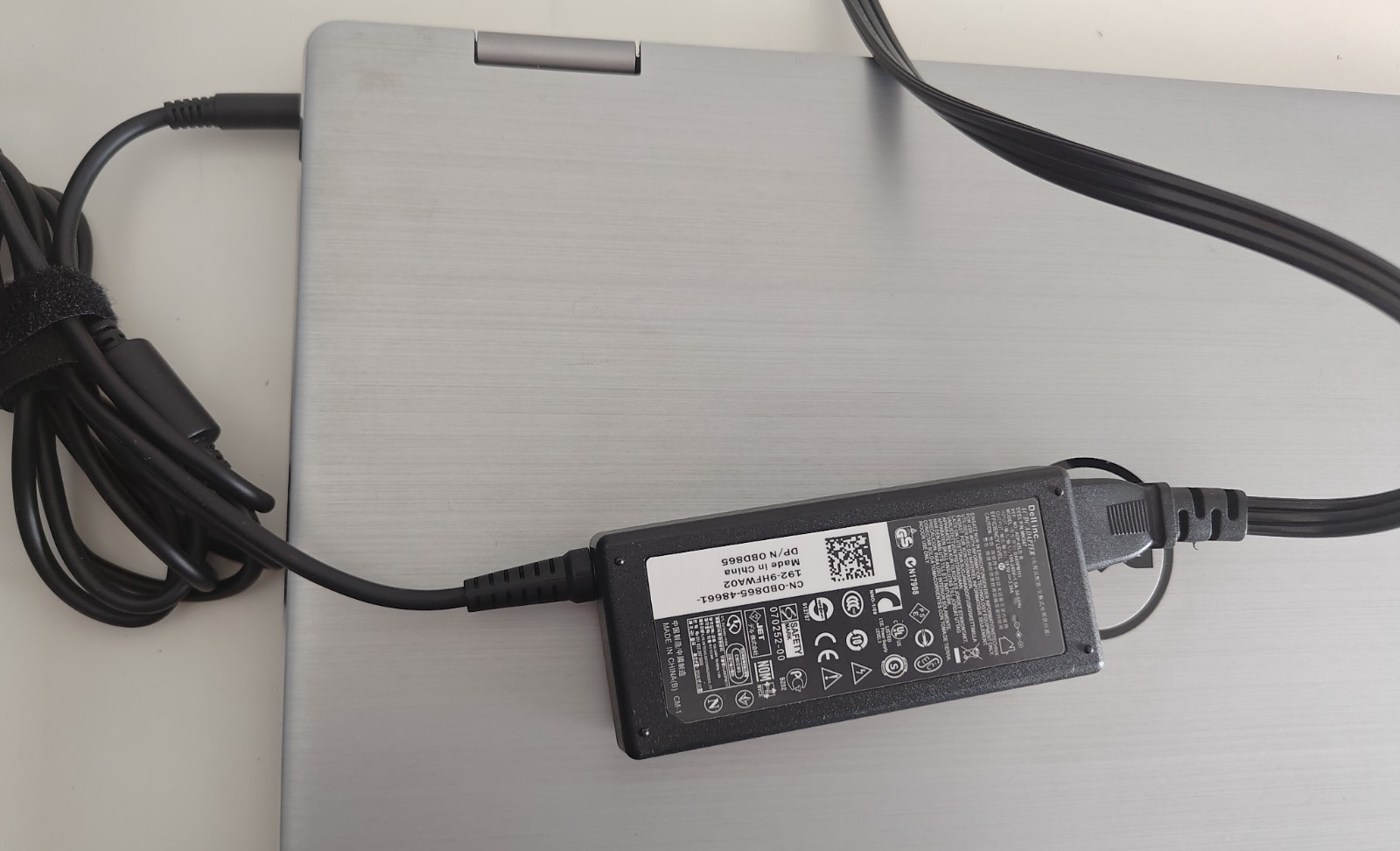 PARTS Dell Inspiron 15 7000 No SSD 8GB RAM Battery Power Adapter