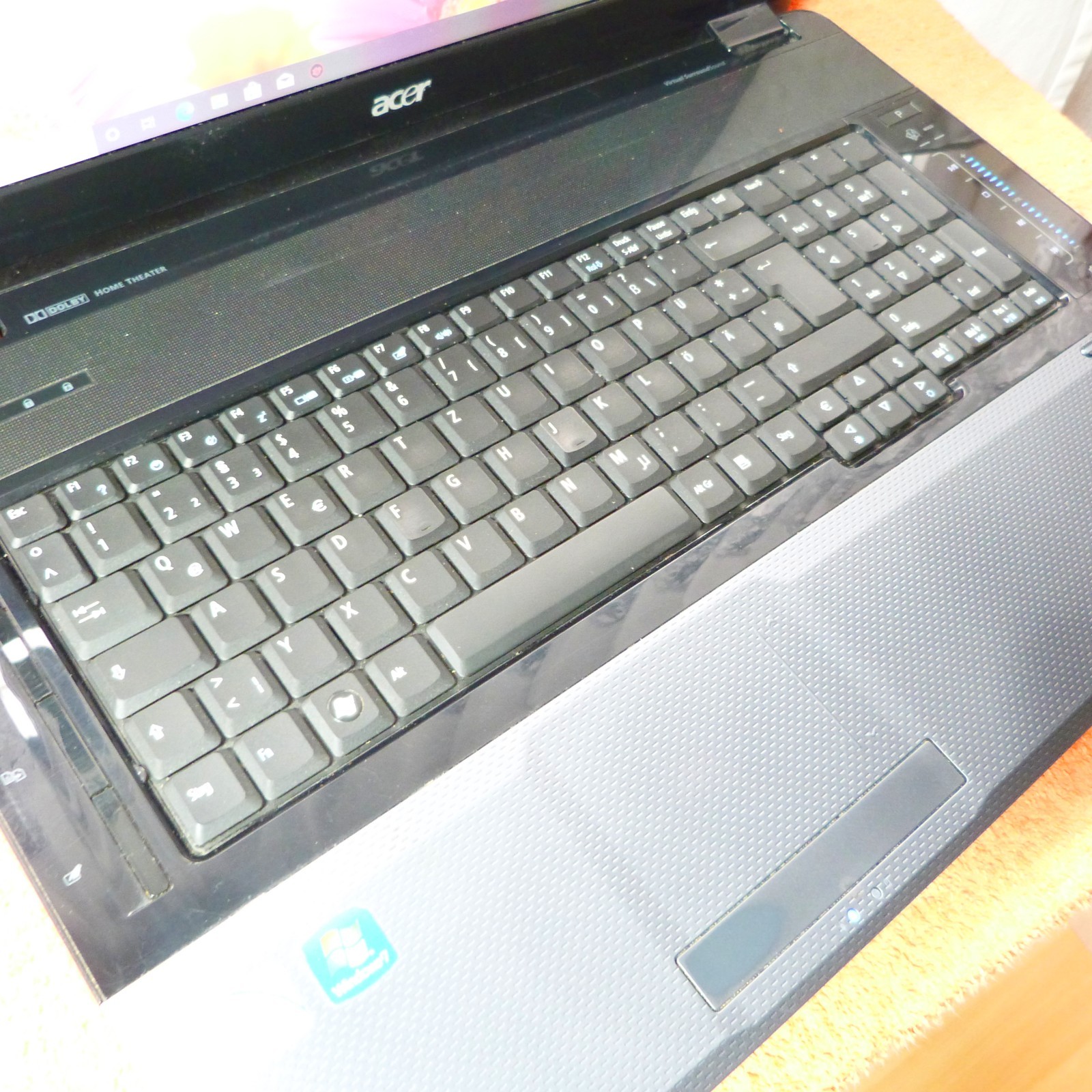 XXL LOT Acer 8735 Cinema Monster 18″ GEMSTONE SSD Windows 10 Pro GeForce HDMI