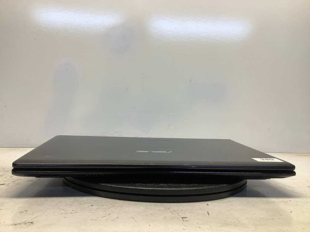 Asus X55A-DS91 Intel Pentium 2020M 2.4GHz 4 GB NO HDD