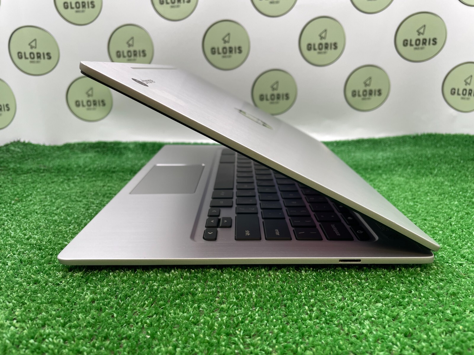 Used HP Chromebook 13 G1 Laptop Intel m7-6Y75 1.20GHz / 16GB RAM / 32GB SSD NT