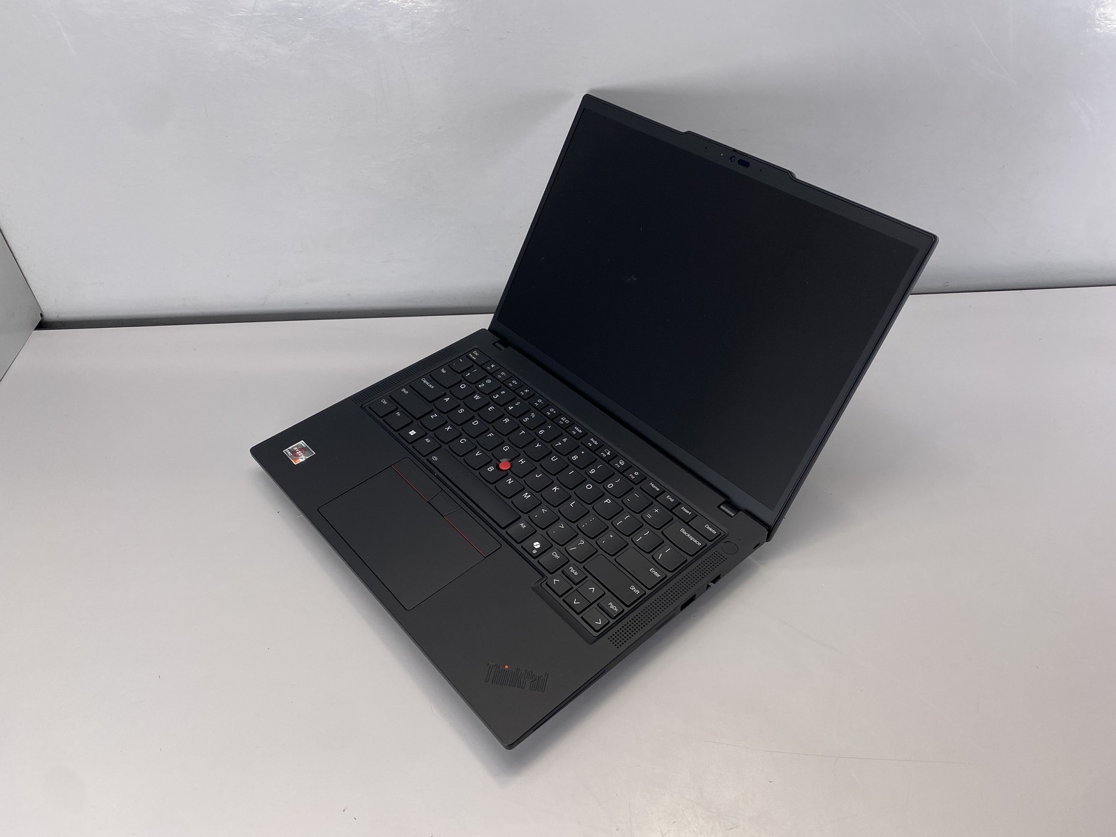 Lenovo Laptop ThinkPad T14 Gen 5 14″ AMD Ryzen 7 Pro 8840U 512GB- Gray