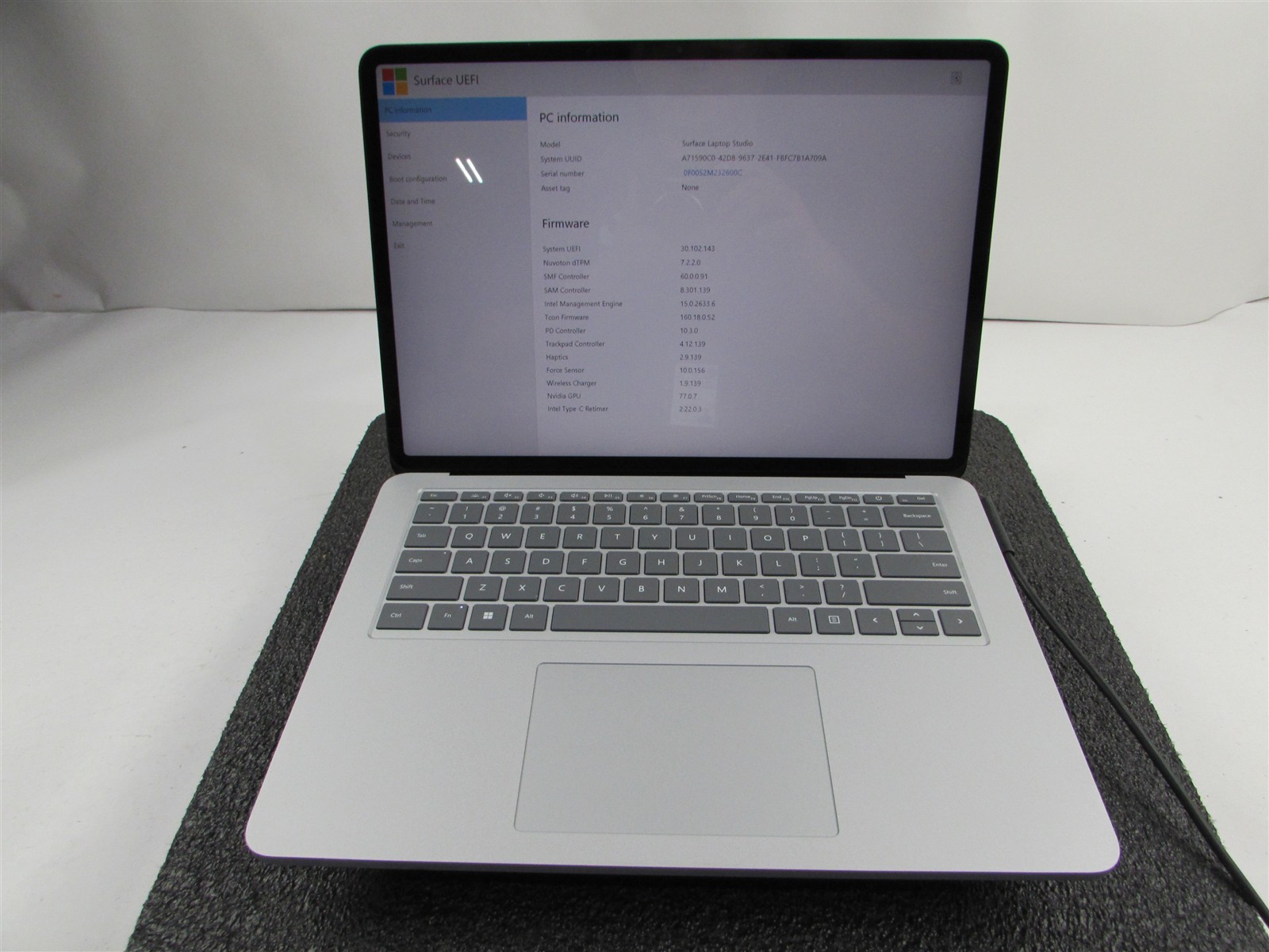 Microsoft Surface Laptop Studio 1964 i7-11370H 1TB SSD 32GB RTX A2000 *No A/C*