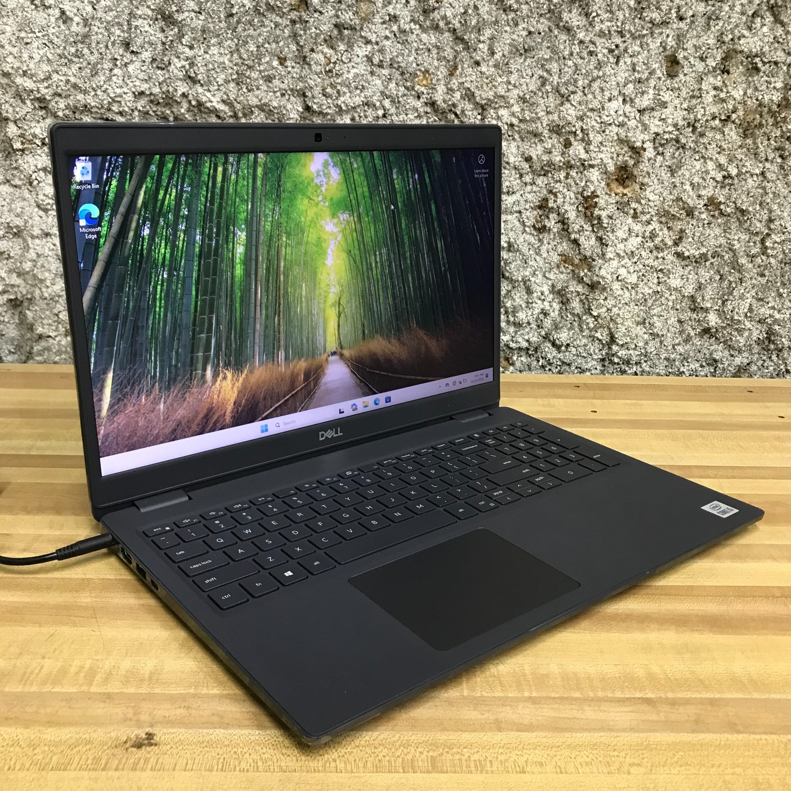 Dell Latitude 3510 Laptop i5-10210U 1.60GHz 8GB RAM 256GB SSD (Windows 11 Pro)
