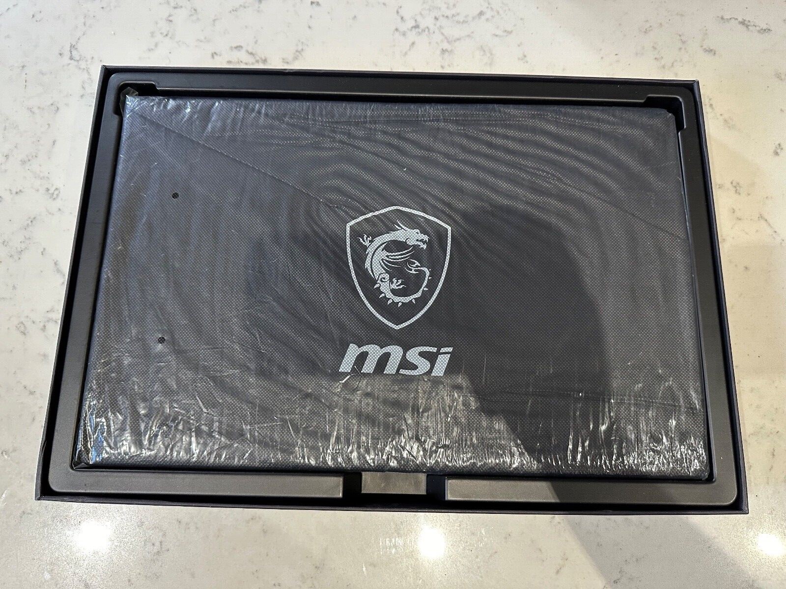 MSI GS75 Stealth-479 17.3″ Gaming Notebook – Intel i9 2.3Ghz – 32gb – 2080 Max-Q