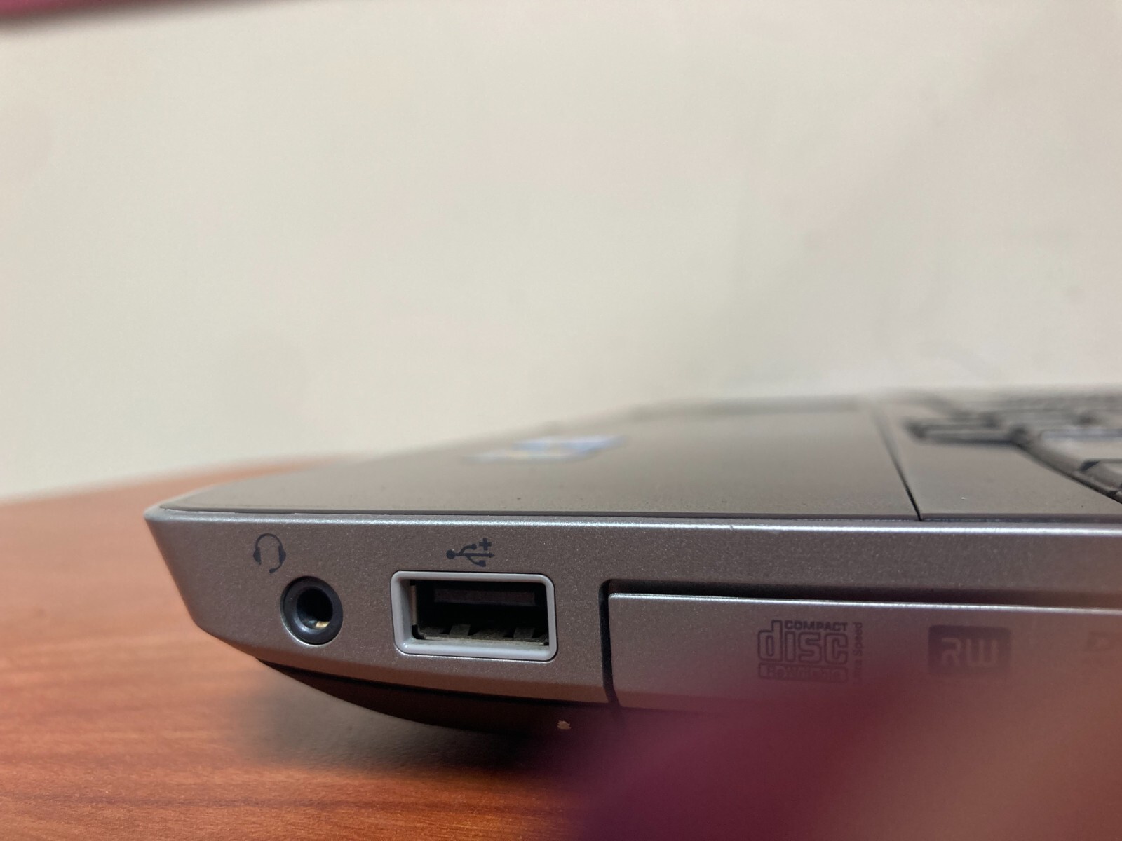 Dell Latitude E5520 Intel Core i5-2520M 8GB RAM 128GB SSD Windows 10 Pro *Read*