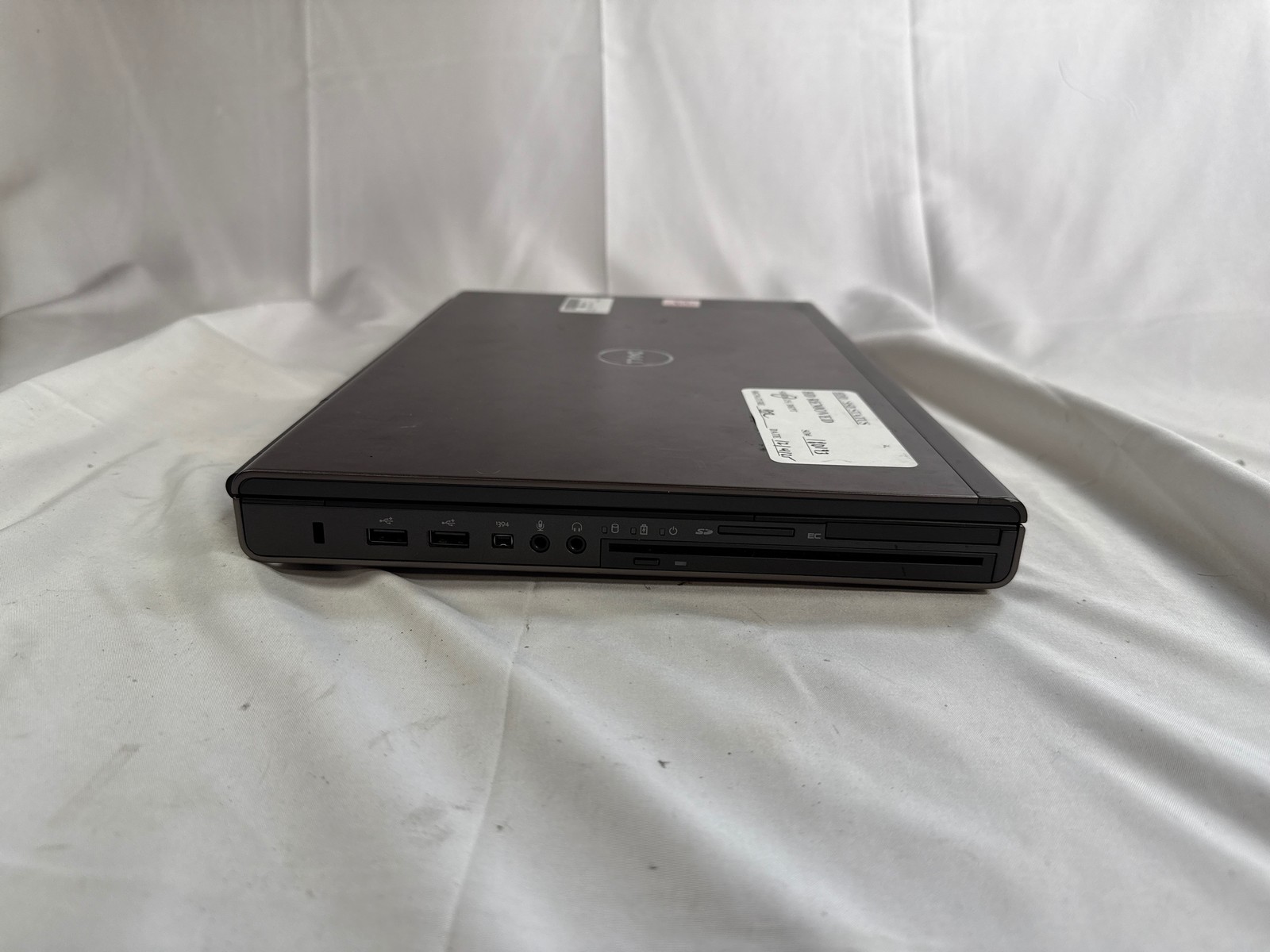Dell Precision M4700 i7-3740QM 2.7GHz 8 GB No Drive 15.6″ FOR PARTS/REPAIR