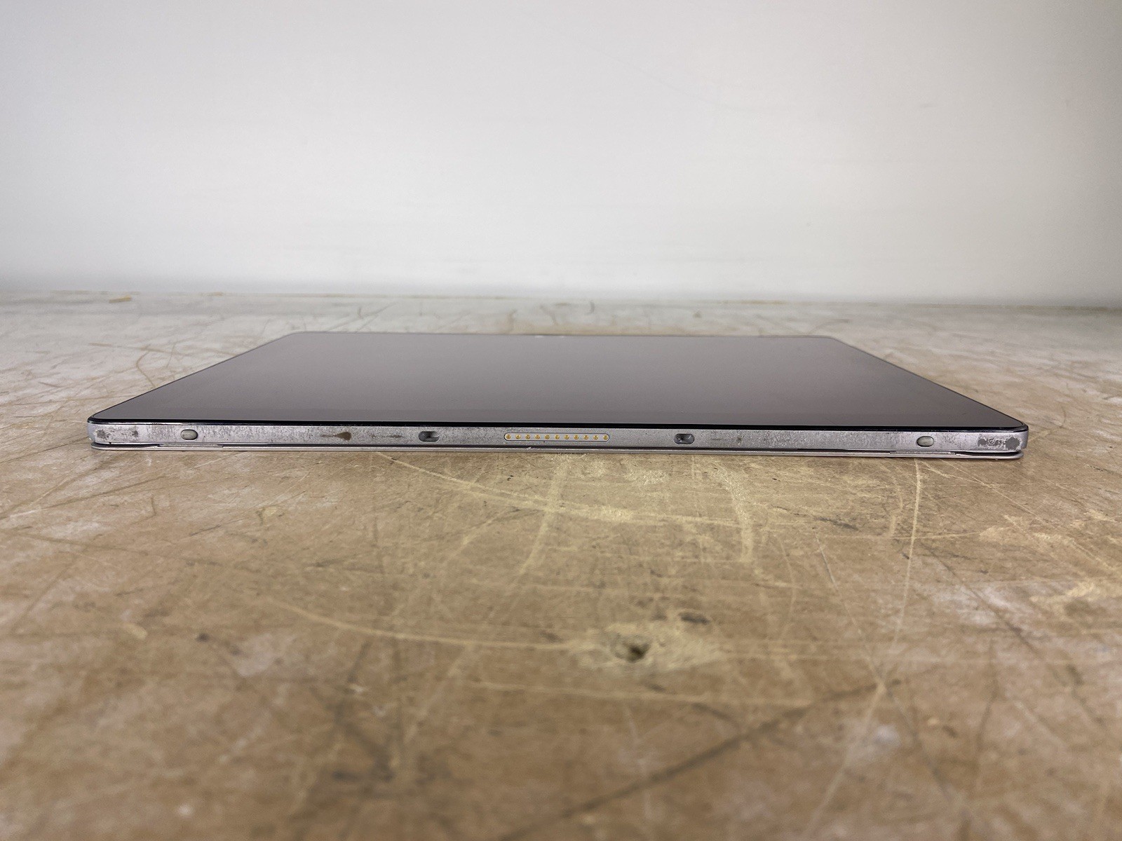 DELL LATITUDE 7200 2-IN-1 i5-8365U @ 1.60GHz, 8GB RAM, NO HDD/OS – (FOR PARTS)