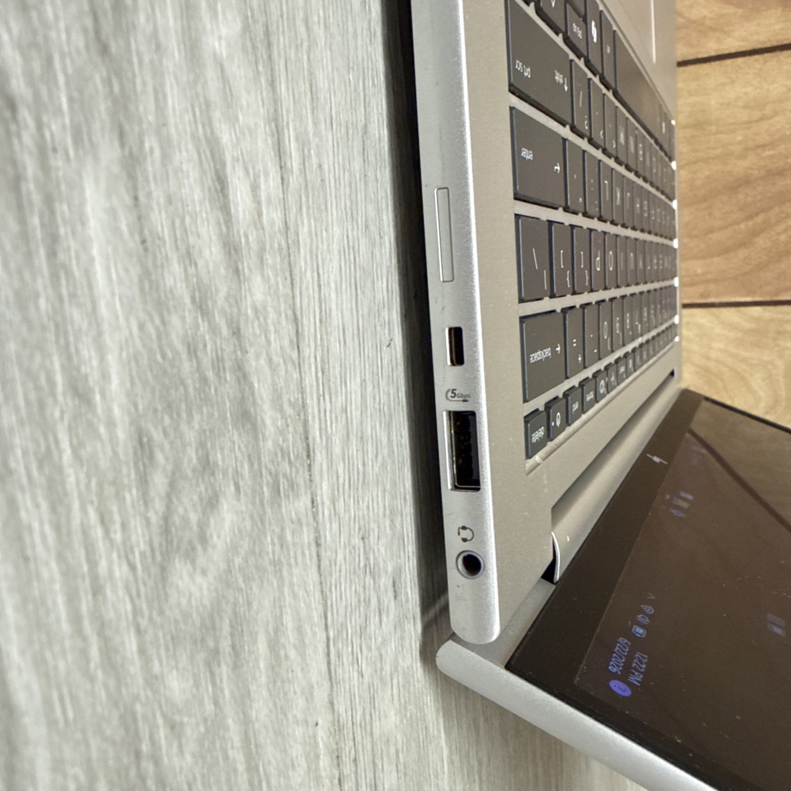 HP EliteBook 845 G11 – Windows 11 Pro – Ryzen 5 – 16GB RAM – 256GB SSD