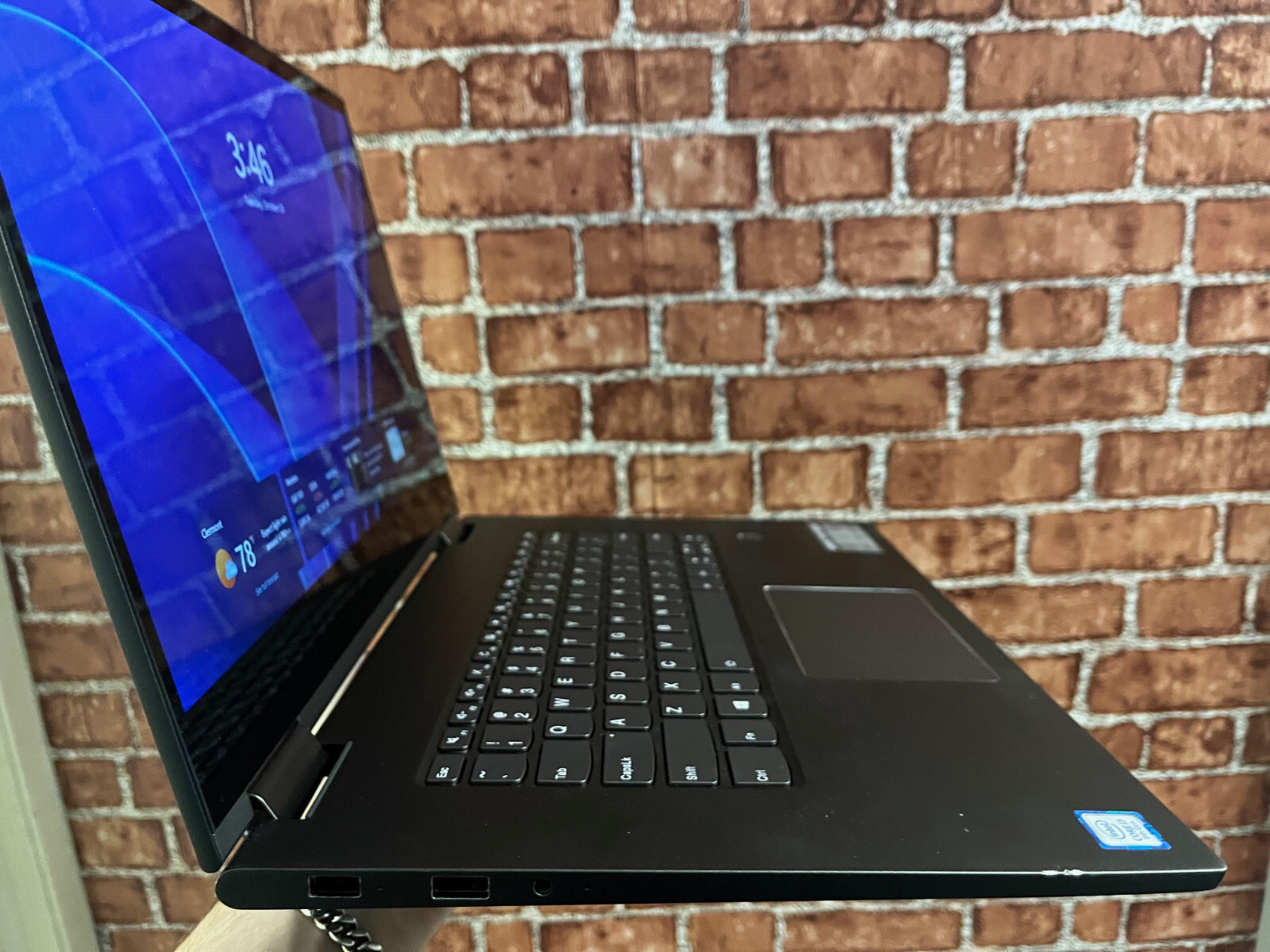 Lenovo Yoga 730, 15.6″ Touch screen, Intel Core i7-8th Gen, 8GB RAM, 500GB SSD