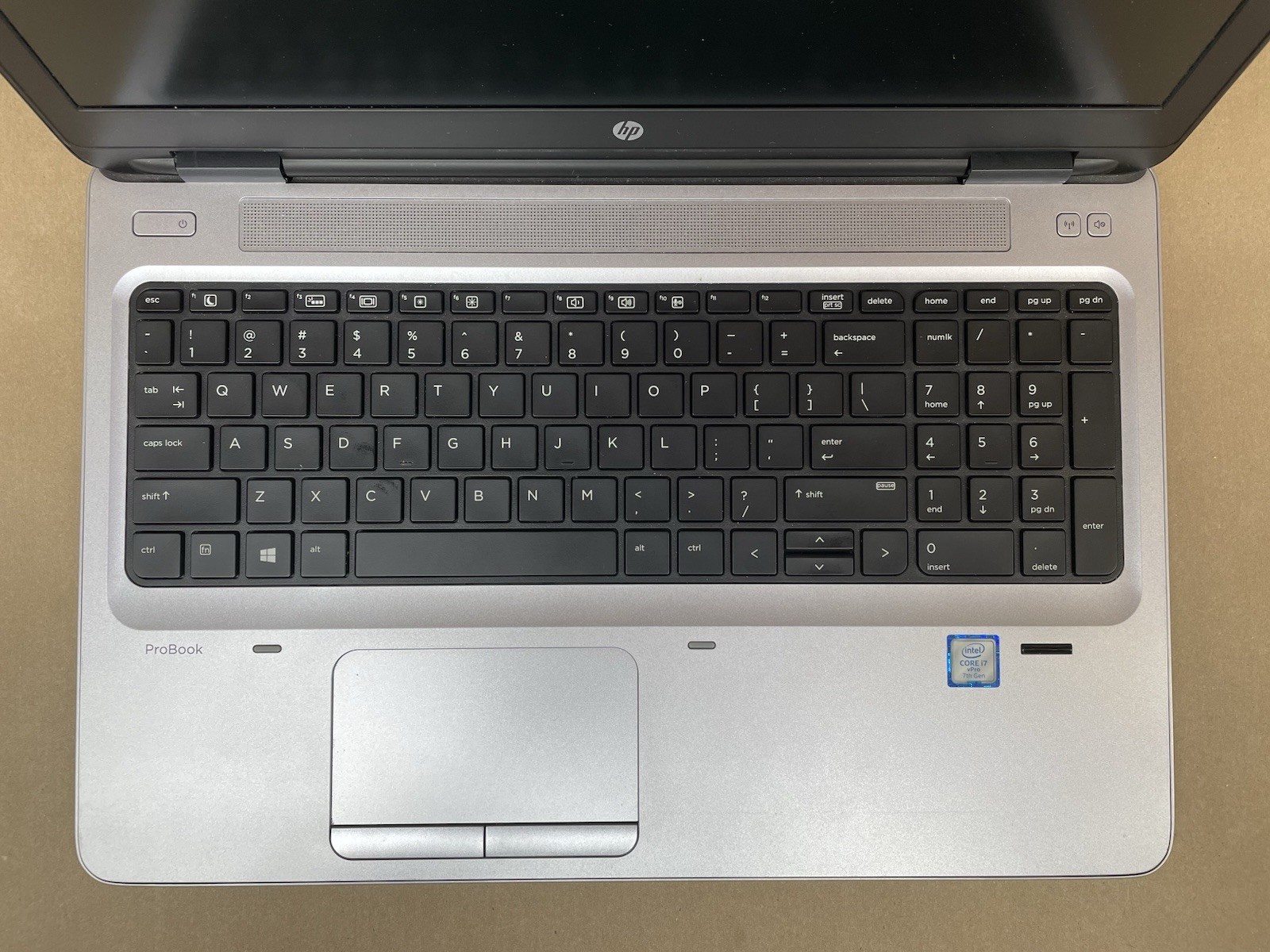 HP ProBook 650 G3 15.6″ i7-7820HQ@2.90GHz No RAM No HDD No OS *READ*