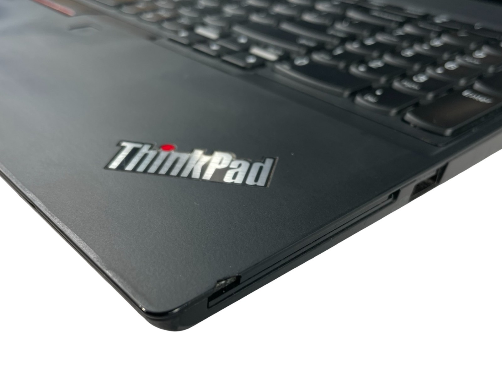 LENOVO THINKPAD T590 Intel i7-8565U 8GB RAM 256GB NVMe Win 11