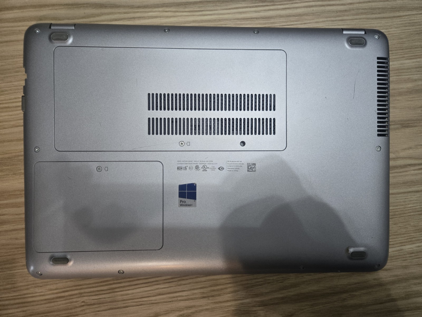 HP ProBook 440 G4 Core i5-7200U @ 2.50 GHz 8 GB Ram 256GB SSD Win 10 Pro