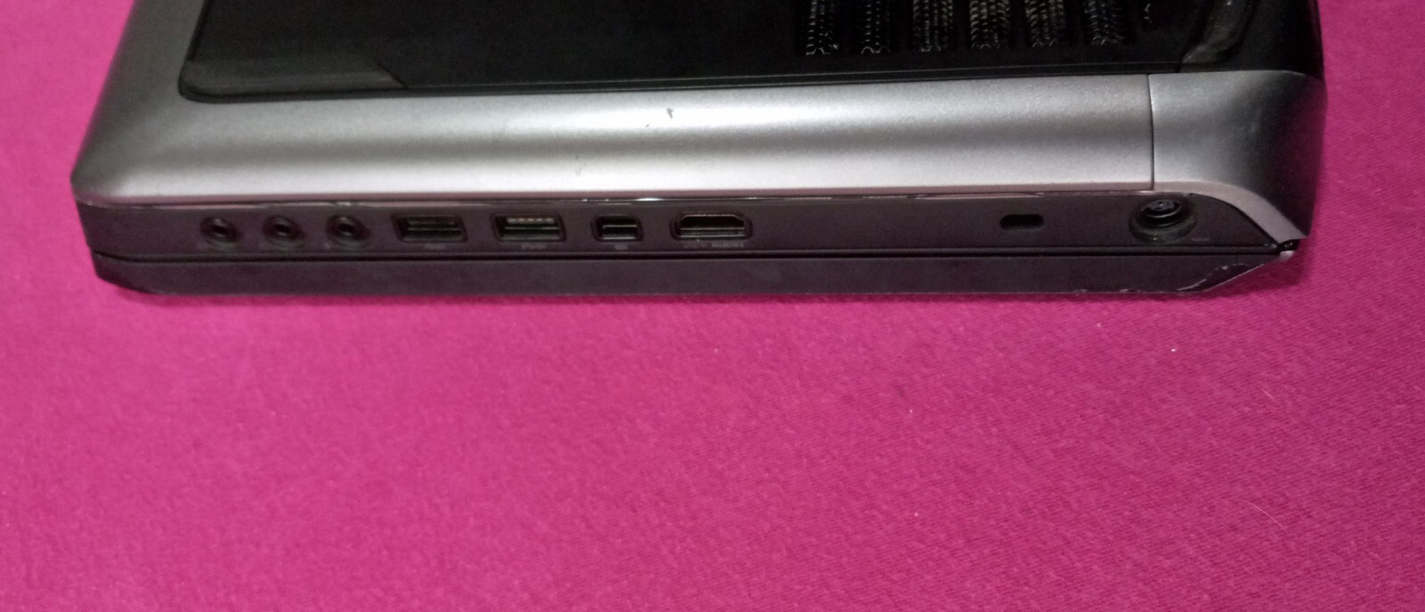 Alienware 17 “Ranger” i7-4900mq 2.8-3.8Ghz 16GB 256GB SSD NVIDIA P4200 FHD AX200