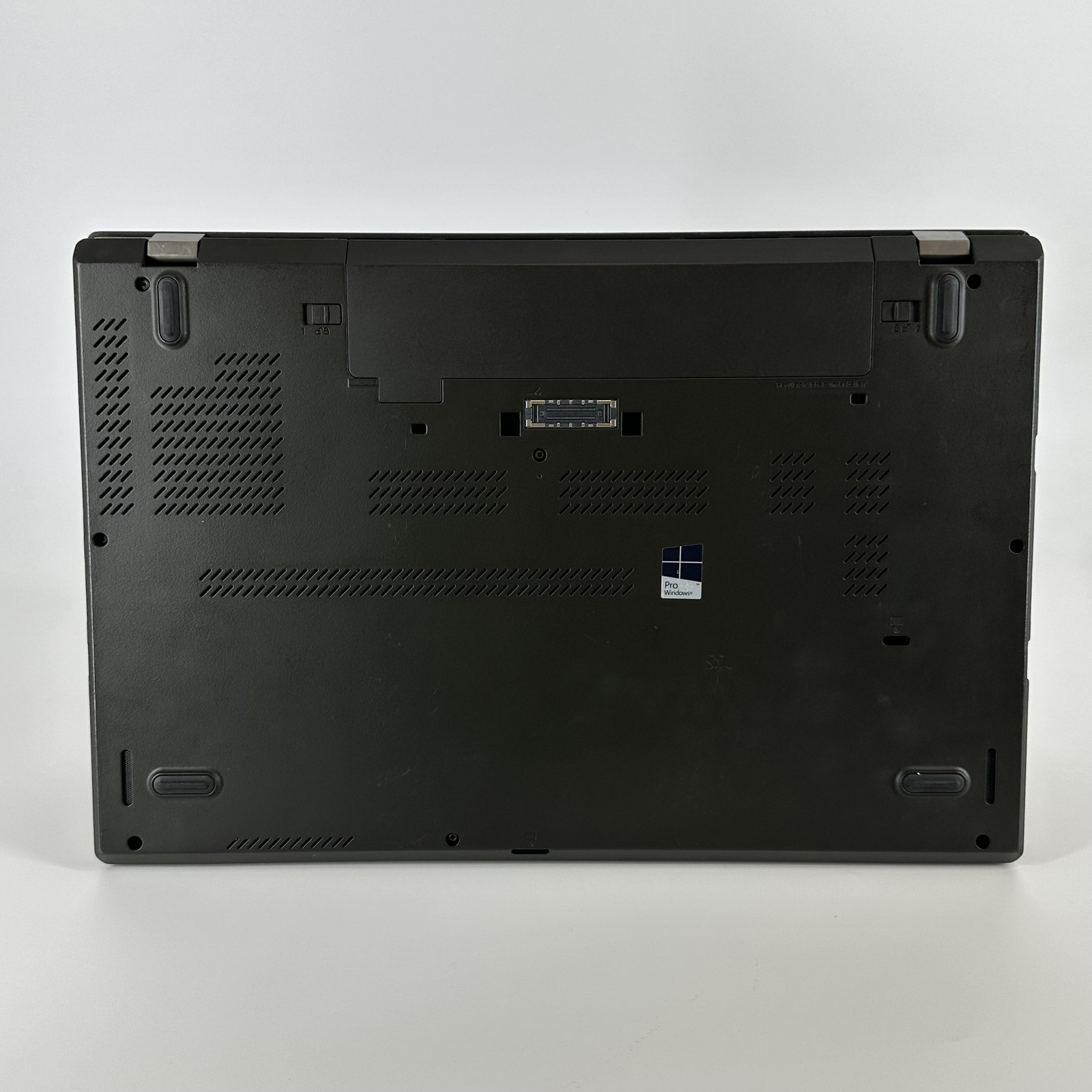 Lenovo ThinkPad T550 15″ FHD i7-5600U 2.60 GHz 16GB 256GB SSD – Backlight Issue