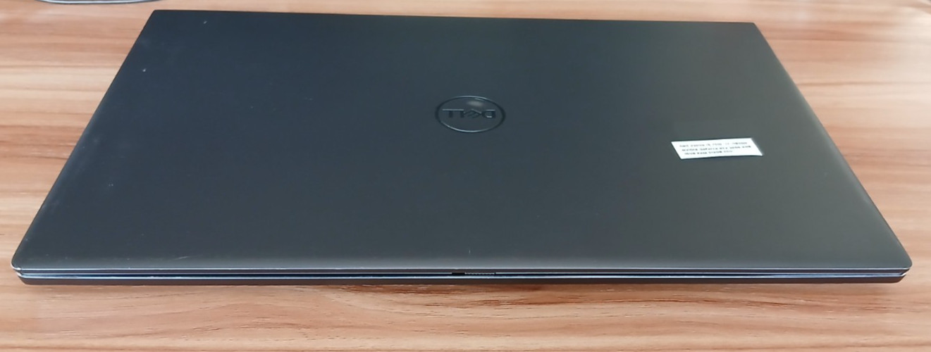 DELL VOSTRO 15 7510 i7-11800H RXT 3050 15.6″ FHD 8/512***READ