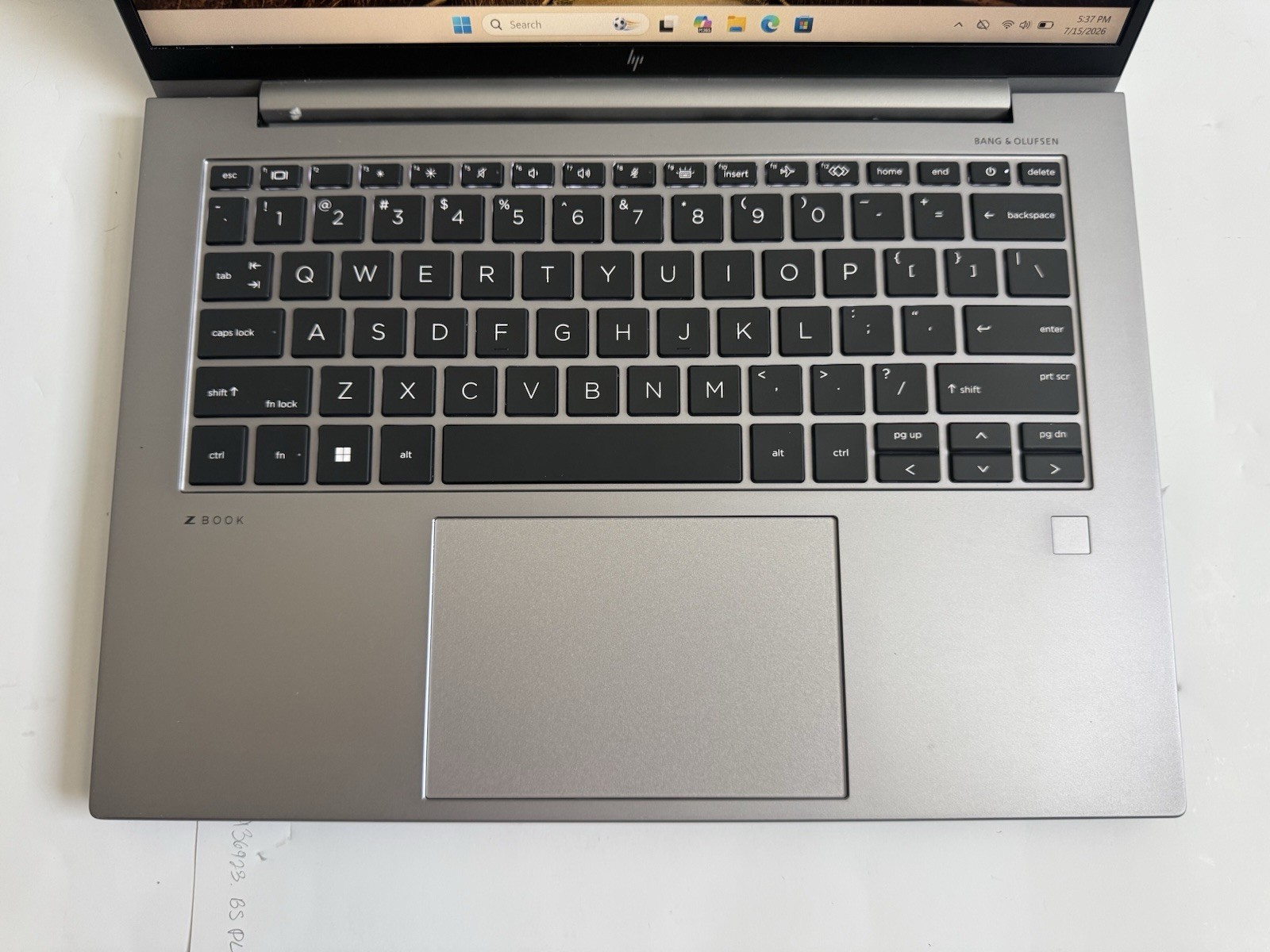 HP ZBook Firefly 14 G10 A WUXGA AMD Ryzen 5 PRO 7640HS 16GB DDR5 256GB SSD READ!