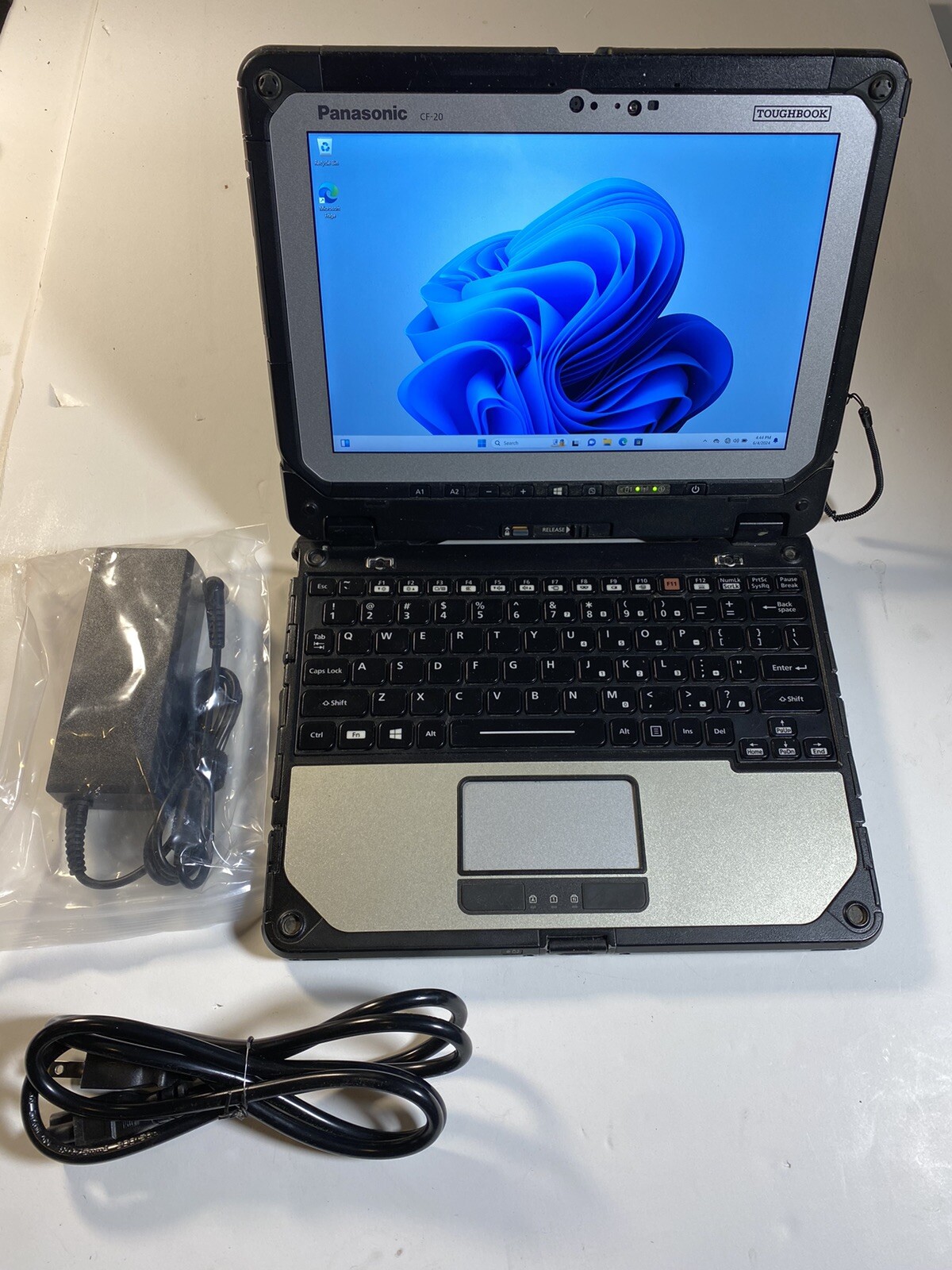 Panasonic Toughbook CF-20, i5 10.1, MK2, 8GB, 1TB, Barcode, Unlocked 4G LTE GPS