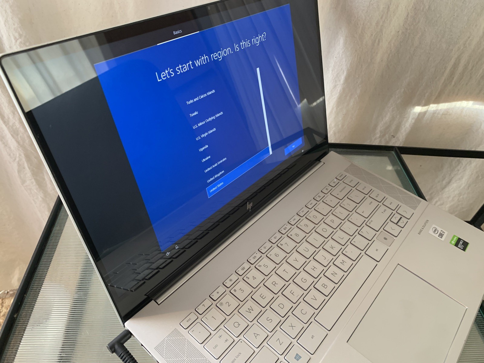 HP Envy 15.6 Laptop Full Touch HD i7-10750H 16GB 256GB SSD GTX1650Ti