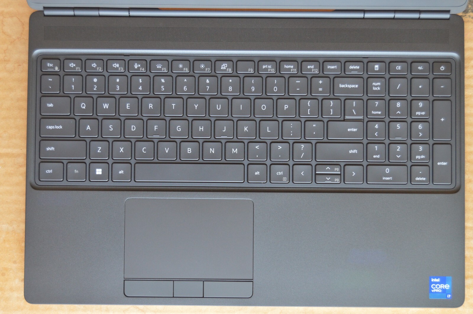 DELL PRECISION 7560 15.6″ 4K UHD i7-11850H 32GB RAM 1TB SSD RTX A5000 Backlit KB