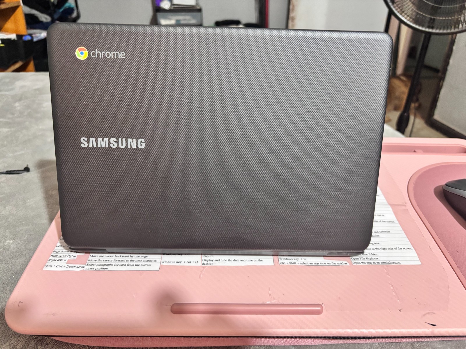 Samsung Chromebook 3 ‎XE500C13-K01US 11.6” (16GB SSD Intel Celeron N3050 1.6GHz