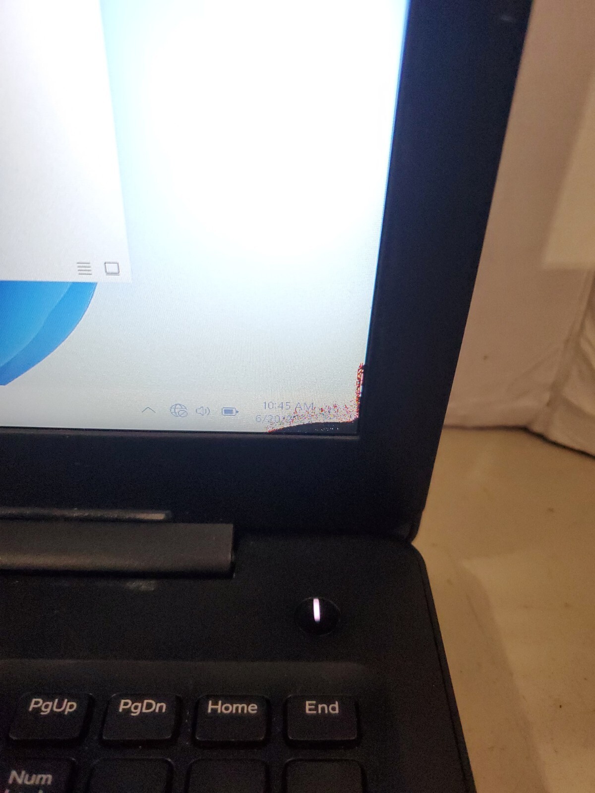 Dell Latitude 3590 i7-8550U 1.8GHz 8GB 256GB R7 M460 SCREEN PROBLEMS READ! #69