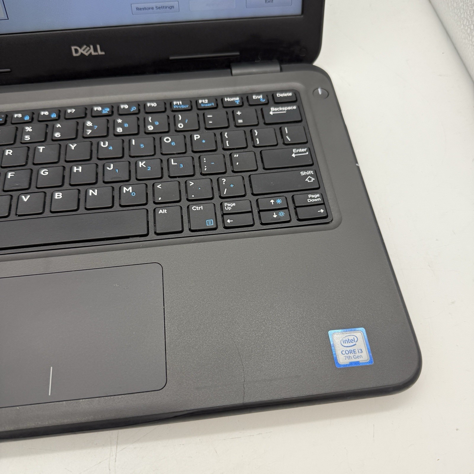 Dell Latitude 3300 13.3″ Laptop i3-7020U @ 2.30GHz 4GB RAM – NO SSD -READ!- L66