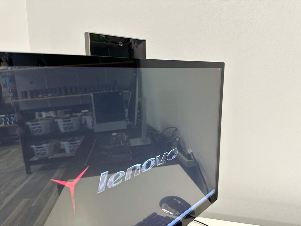 LENOVO ALL IN ONE TOUCHSCREEN i7 16RAM 512GB SSD *** BRAND NEW OPEN BOX ***