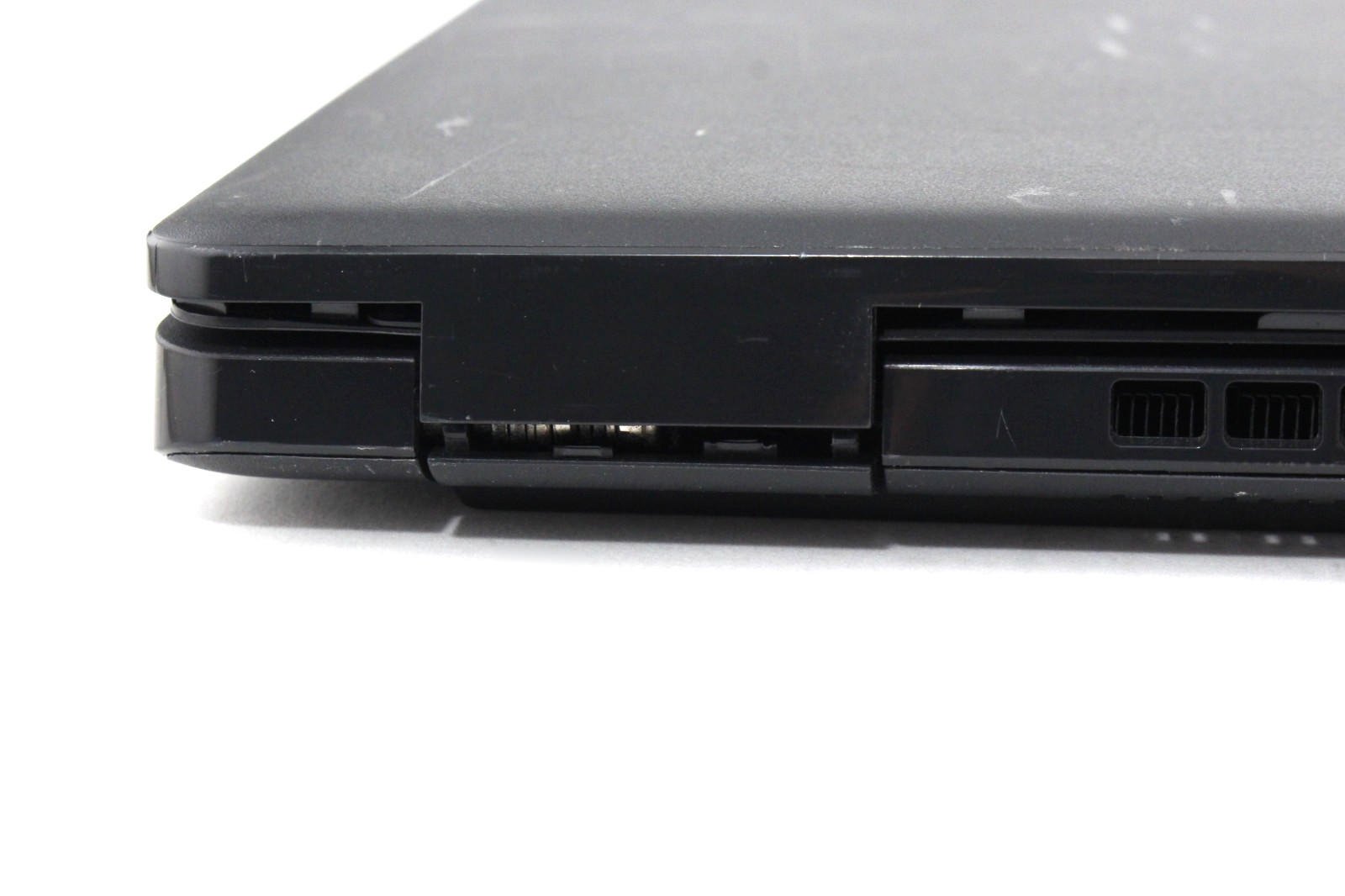 DELL LATITUDE 3520 15.6″ 2.8GHz i7-1165G7 256GB SSD 16GB RAM Win 11 ; 6175489
