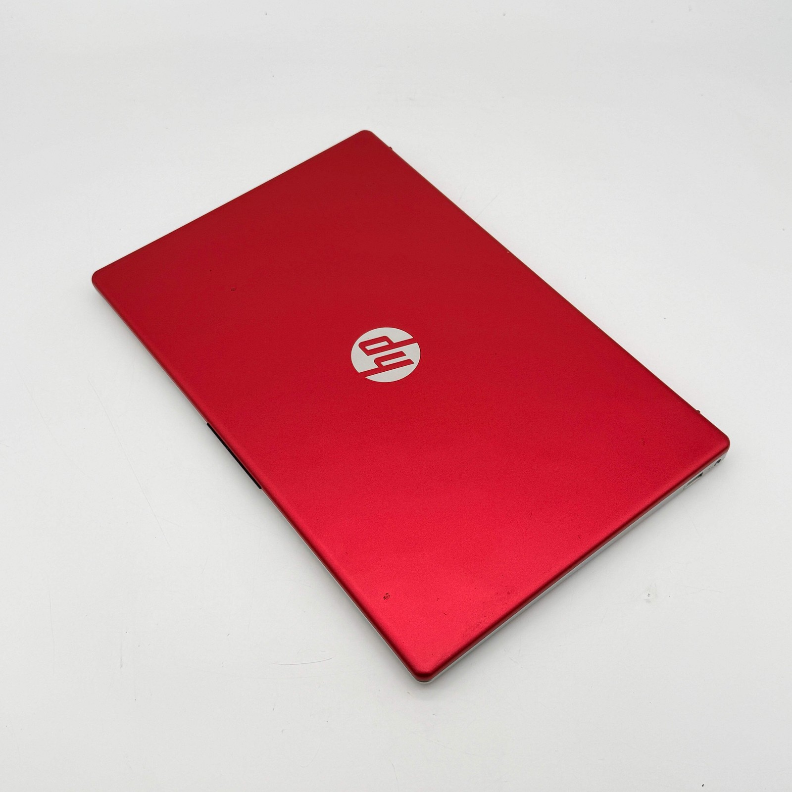 HP 15-FD0083WM 15.6″ Laptop Intel N200 4GB RAM 128GB SSD Scarlet Red – TESTED