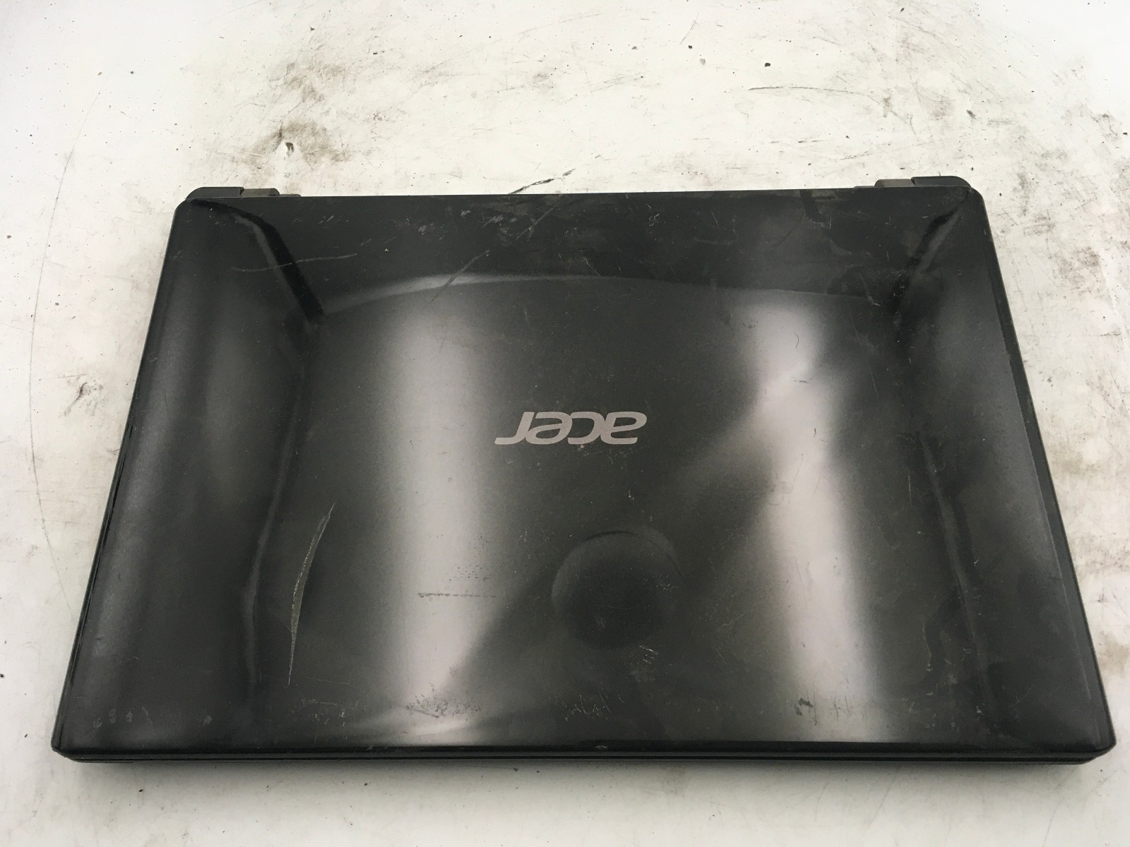 ACER ASPIRE V5 131 – FOR PARTS/NO BOOT – INTEL CELERON 1007U – NO RAM – READ -BB
