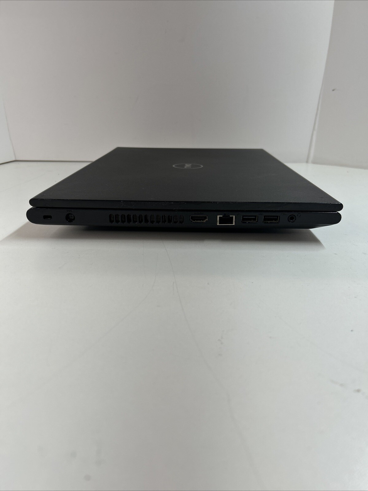 Dell Inspiron 3542 15.6″ Intel Pentium 3558U 1.7GHz 4GB Ram 500GB HDD Win 11 Pro
