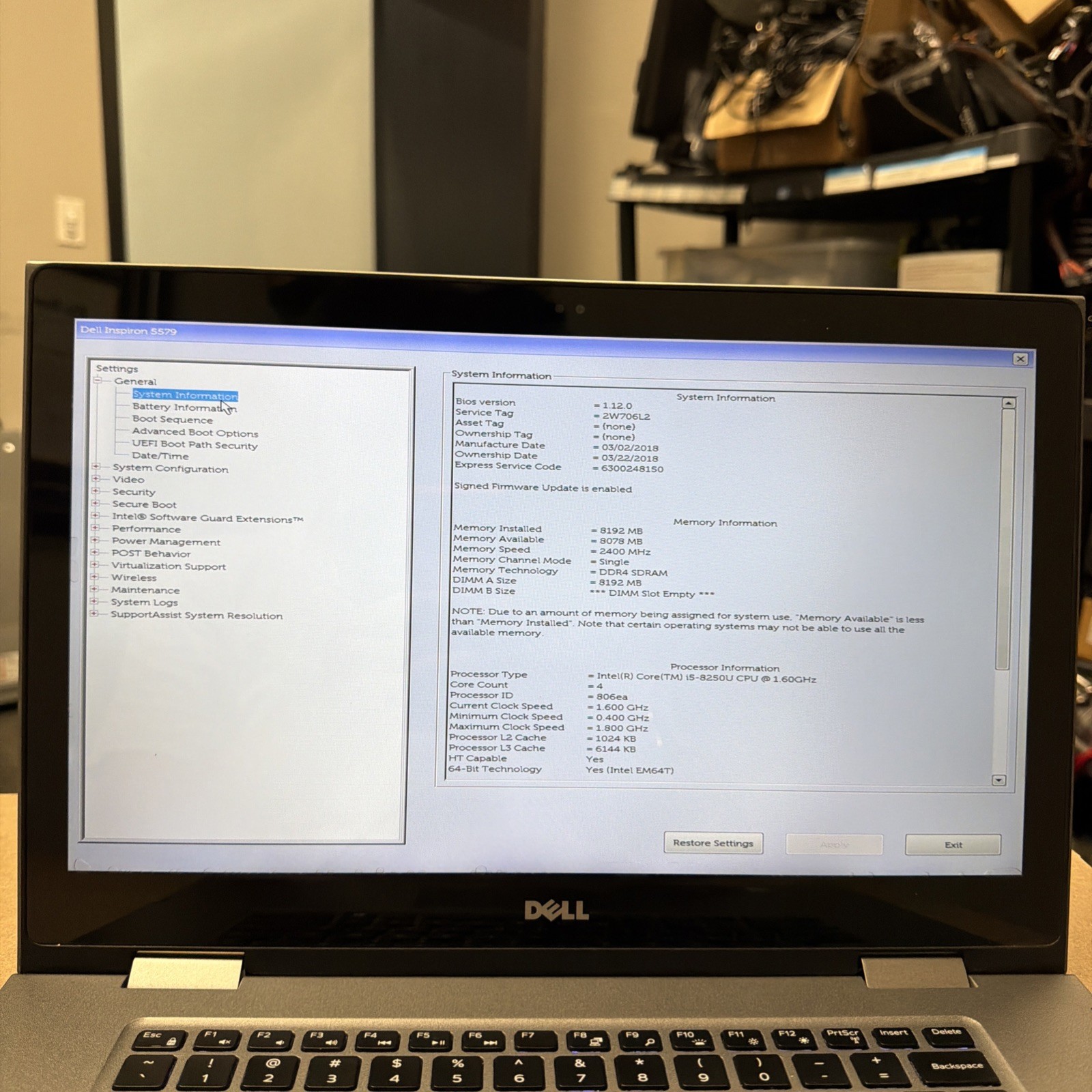 *SCREEN BUBBLES Dell Inspiron 5579 2-1 Intel Core i5-8250U 1.6GHz 8GB RAM NO HD