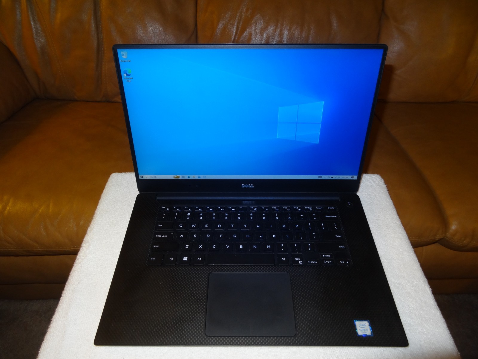 Dell XPS 15 P56F Laptop Computer -15.6″Screen – Windows 10 – Intel i5 – 8GB RAM