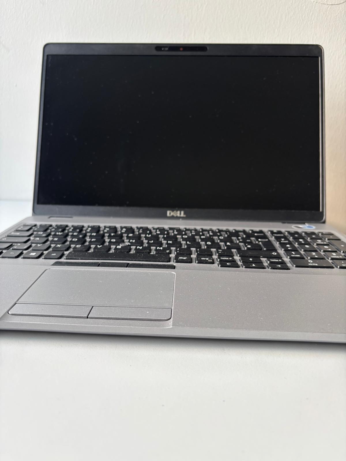 Dell Latitude 5510 15.6″ FHD i5-10310U 8GB DDR4 256GB NVMe SSD Win11 Pro