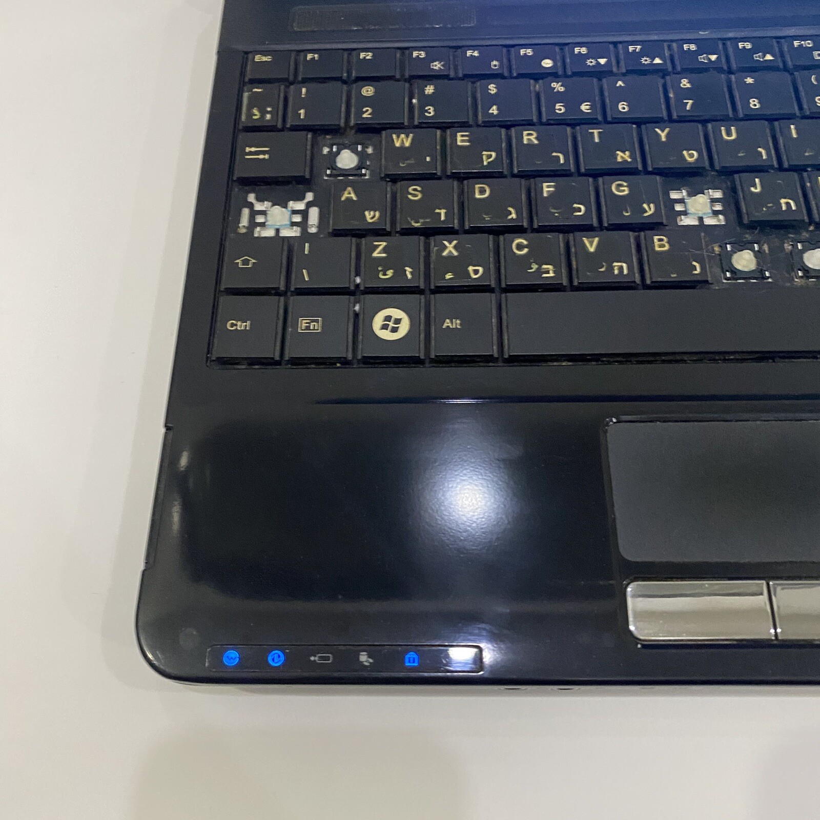 Fujitsu Lifebook A Series AH530 SSD 320GB Ram 2GB Core i3M380 Windows7 Laptop