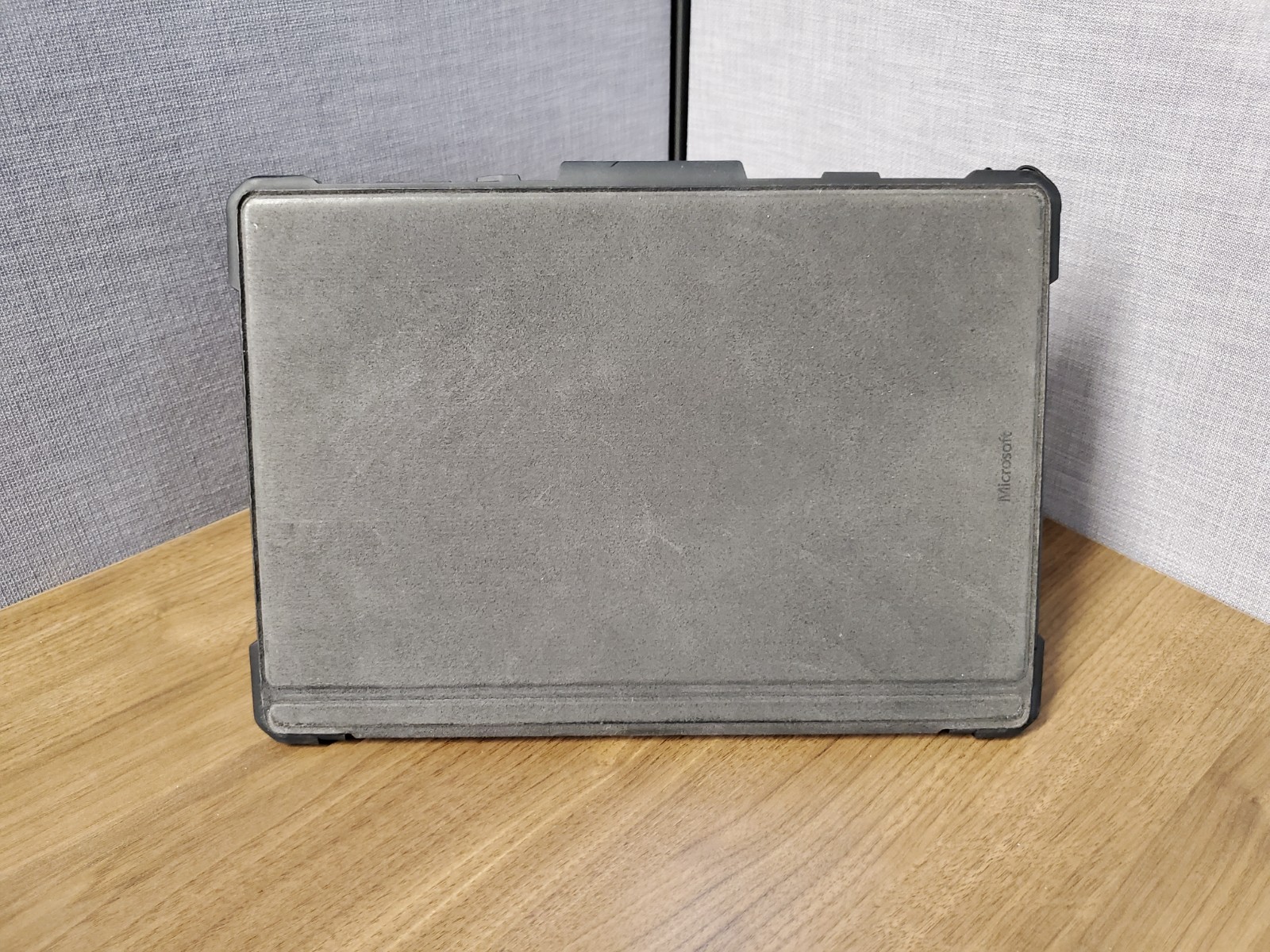 Surface Pro 6 | i5-8350U | 8GB RAM | 256GB SSD | Win11 Pro | W/ keyboard & case
